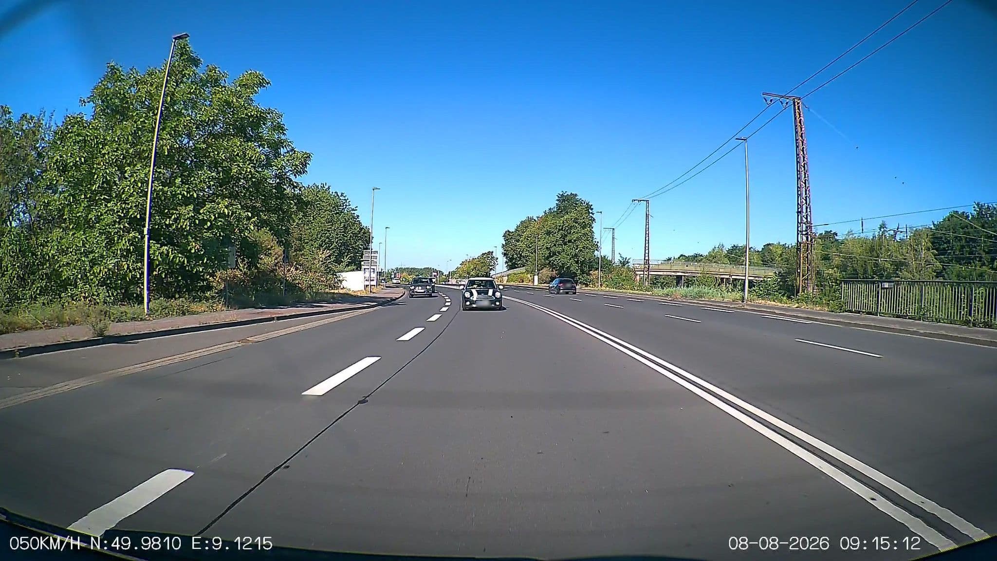 Street view near Pension Zum Mainblick, Aschaffenburg — © heetENkoel (CC BY-SA · Mapillary)