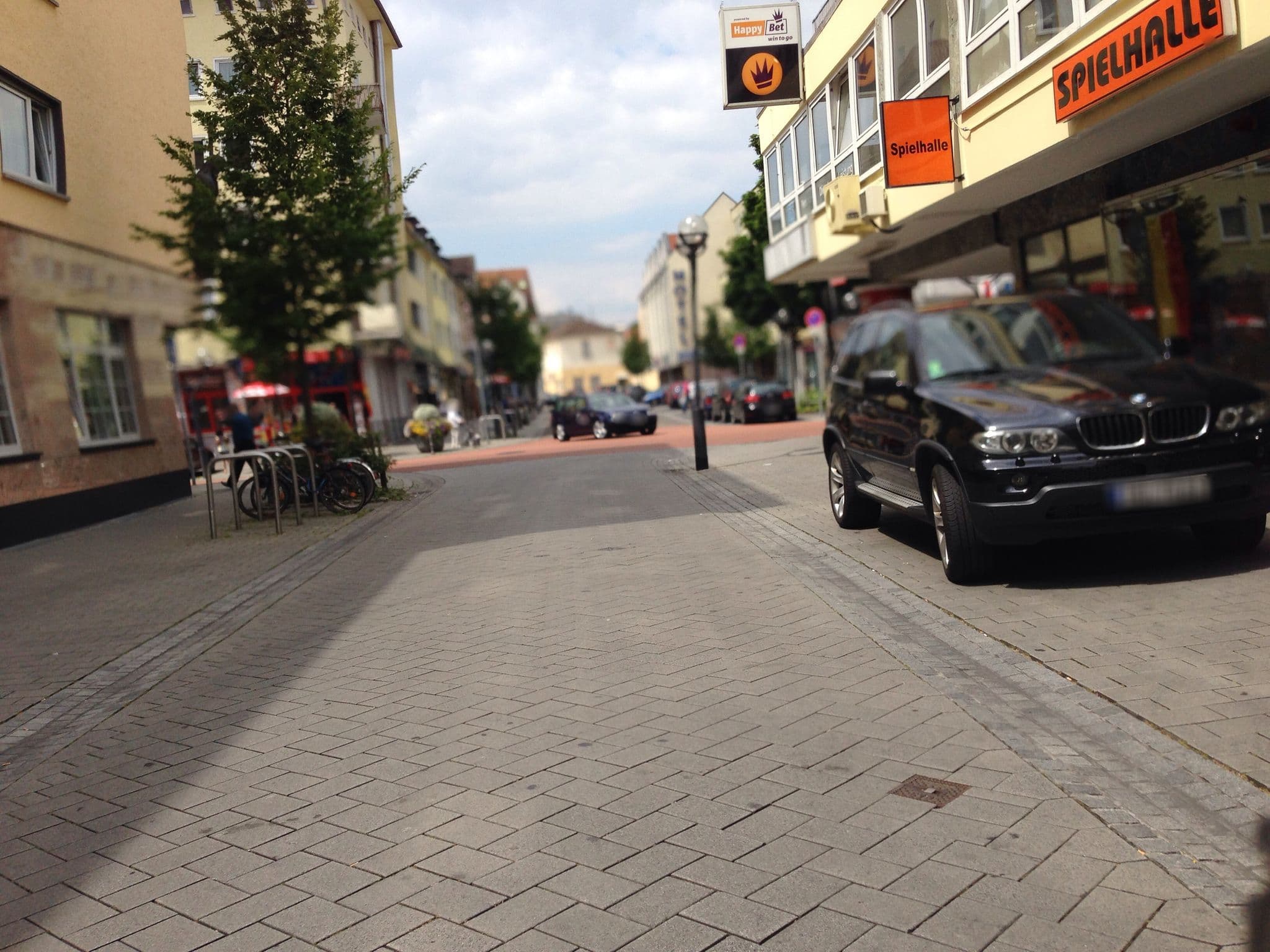 Street view near Hotel Riesenjunior by Trip Inn, Hanau am Main — © flidolin (CC BY-SA · Mapillary)