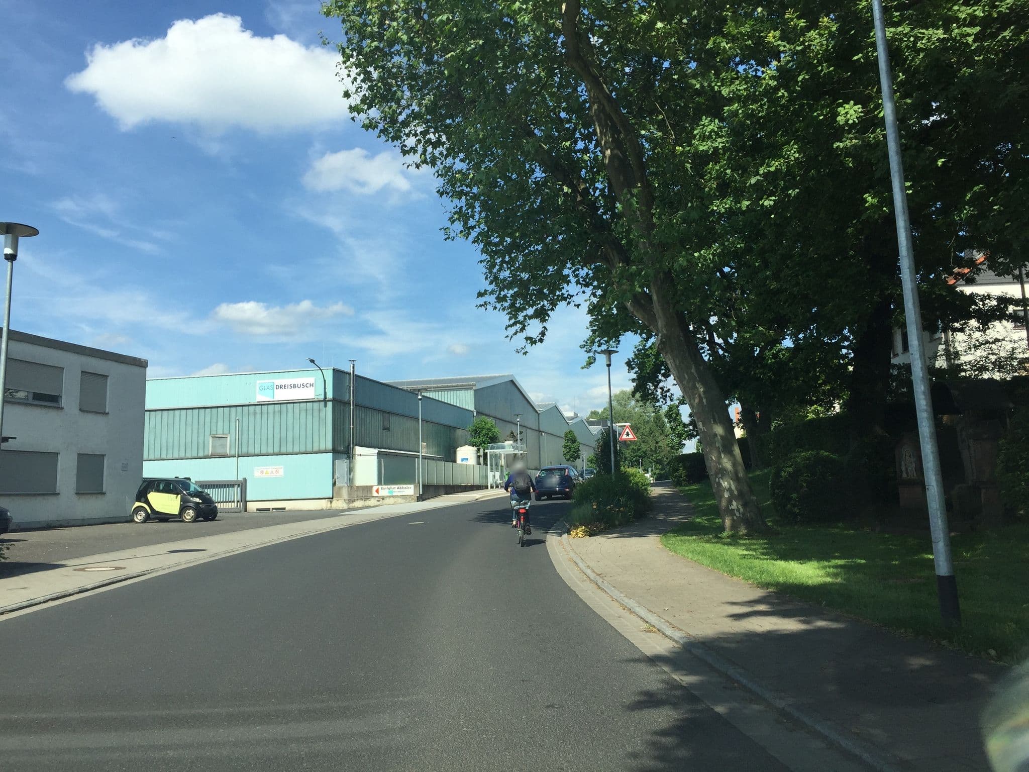 Street view near Fuchsbau-Goldbach, Goldbach — © m_groebs (CC BY-SA · Mapillary)