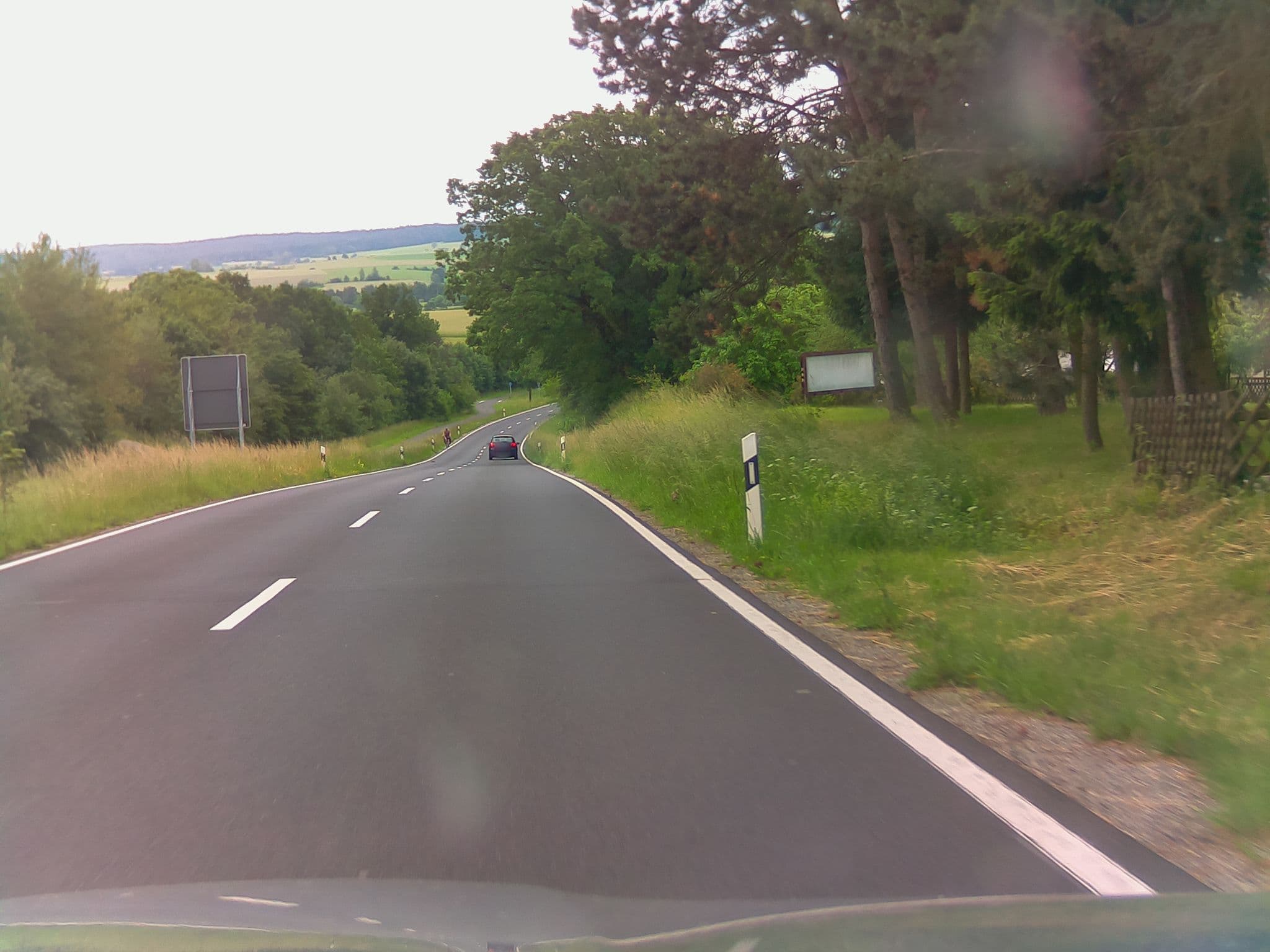Street view near Inhaber Günther Scheurich e.K. Hotel Rhönhof,, Oberleichtersbach — © ramap (CC BY-SA · Mapillary)