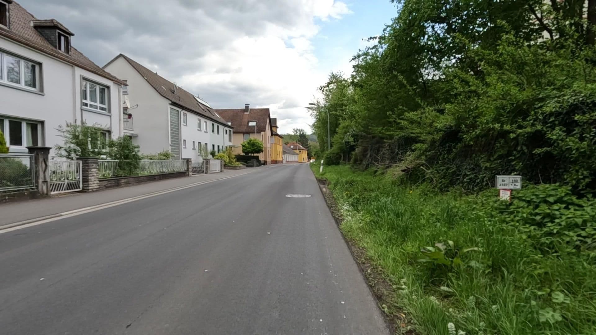 Street view near My Better Place Zimmervermittlung, Hösbach — © Velo63739 (CC BY-SA · Mapillary)