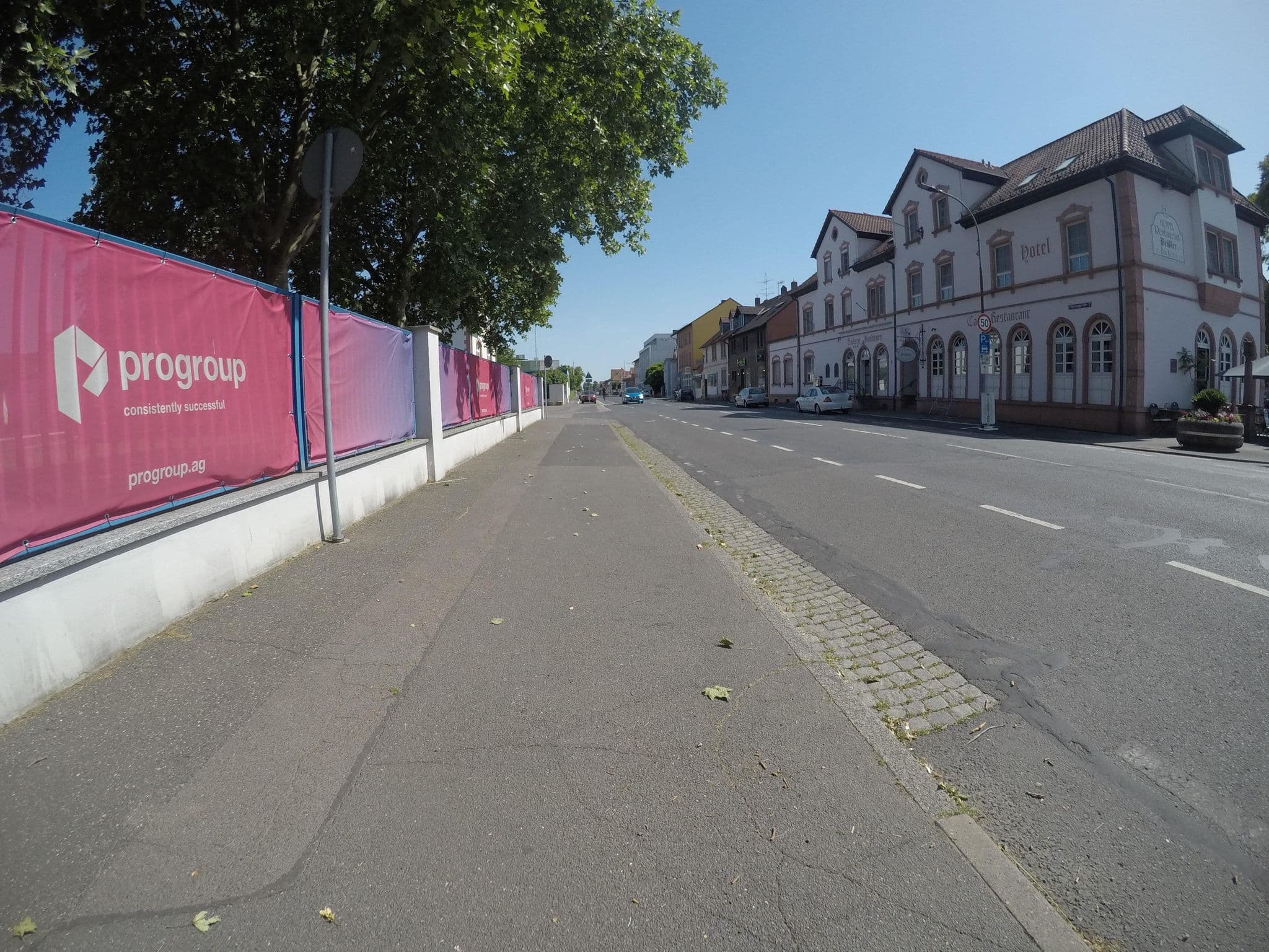 Street view near Hotel Restaurant Brößler, Stockstadt am Main — © mfa (CC BY-SA · Mapillary)