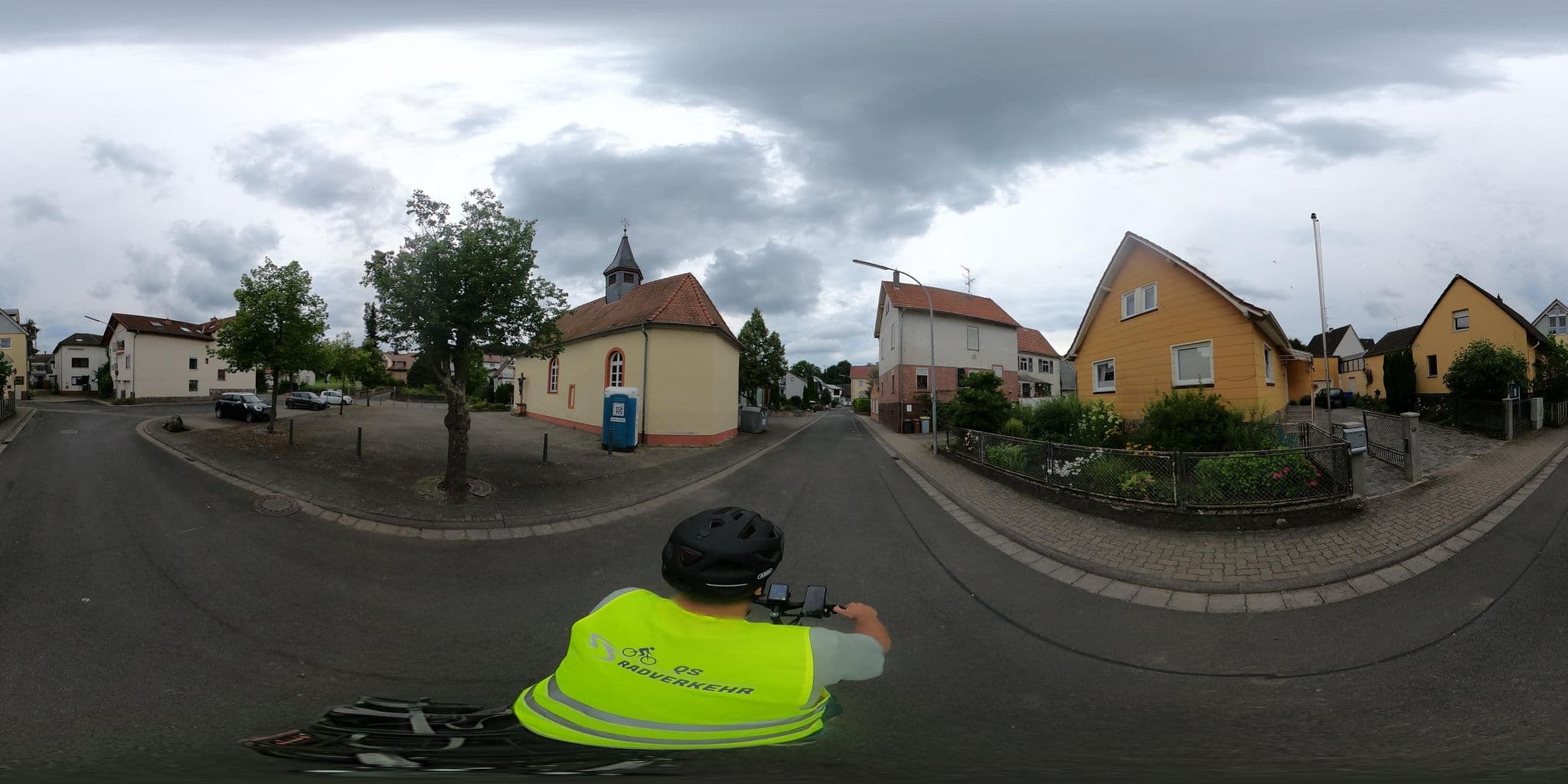 Street view near Gästehaus CEA, Geiselbach — © Planungsgesellschaft_RV-K_MB (CC BY-SA · Mapillary)