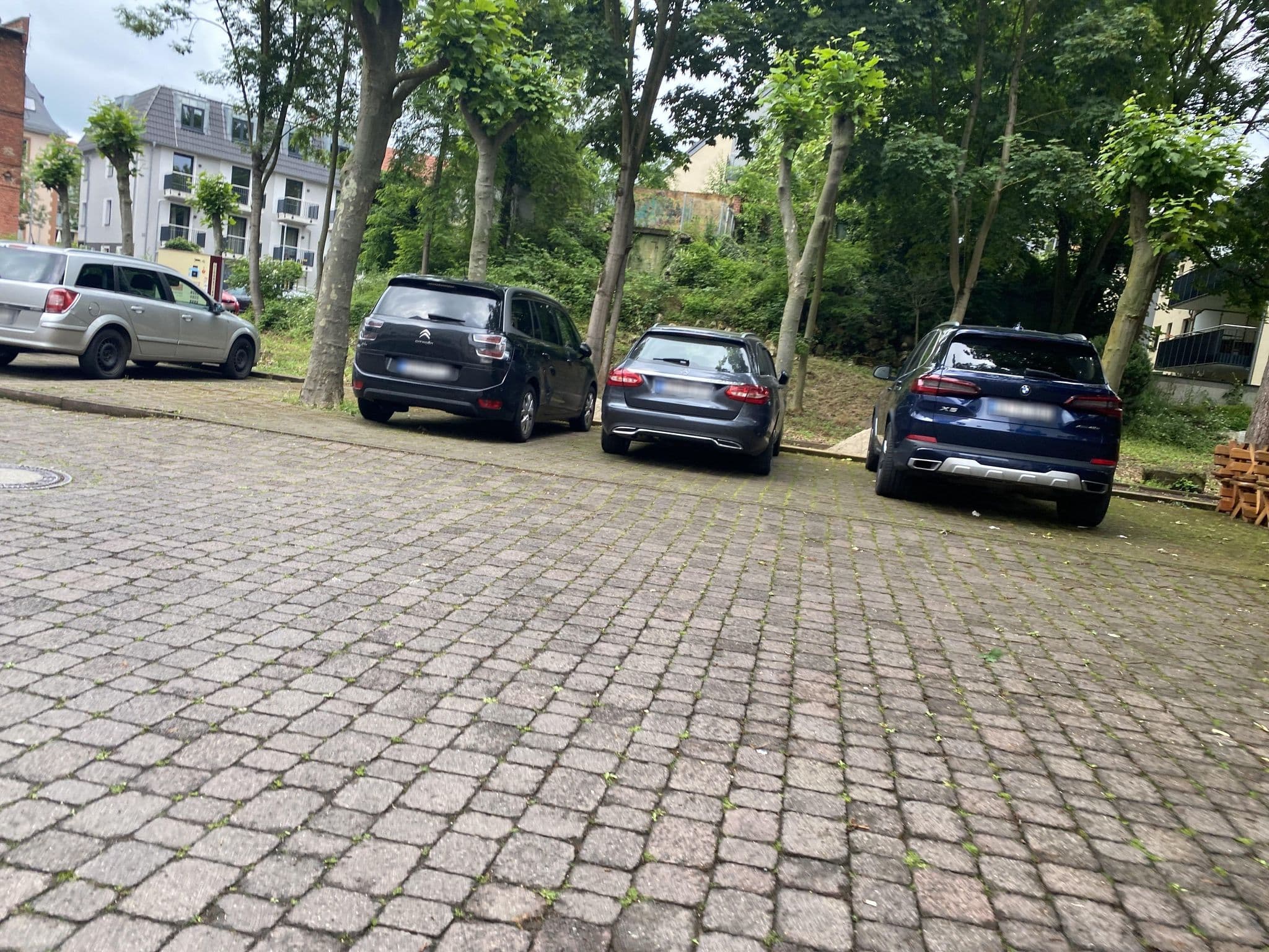 Street view near Giessener Bett, Gießen — © troher15 (CC BY-SA · Mapillary)
