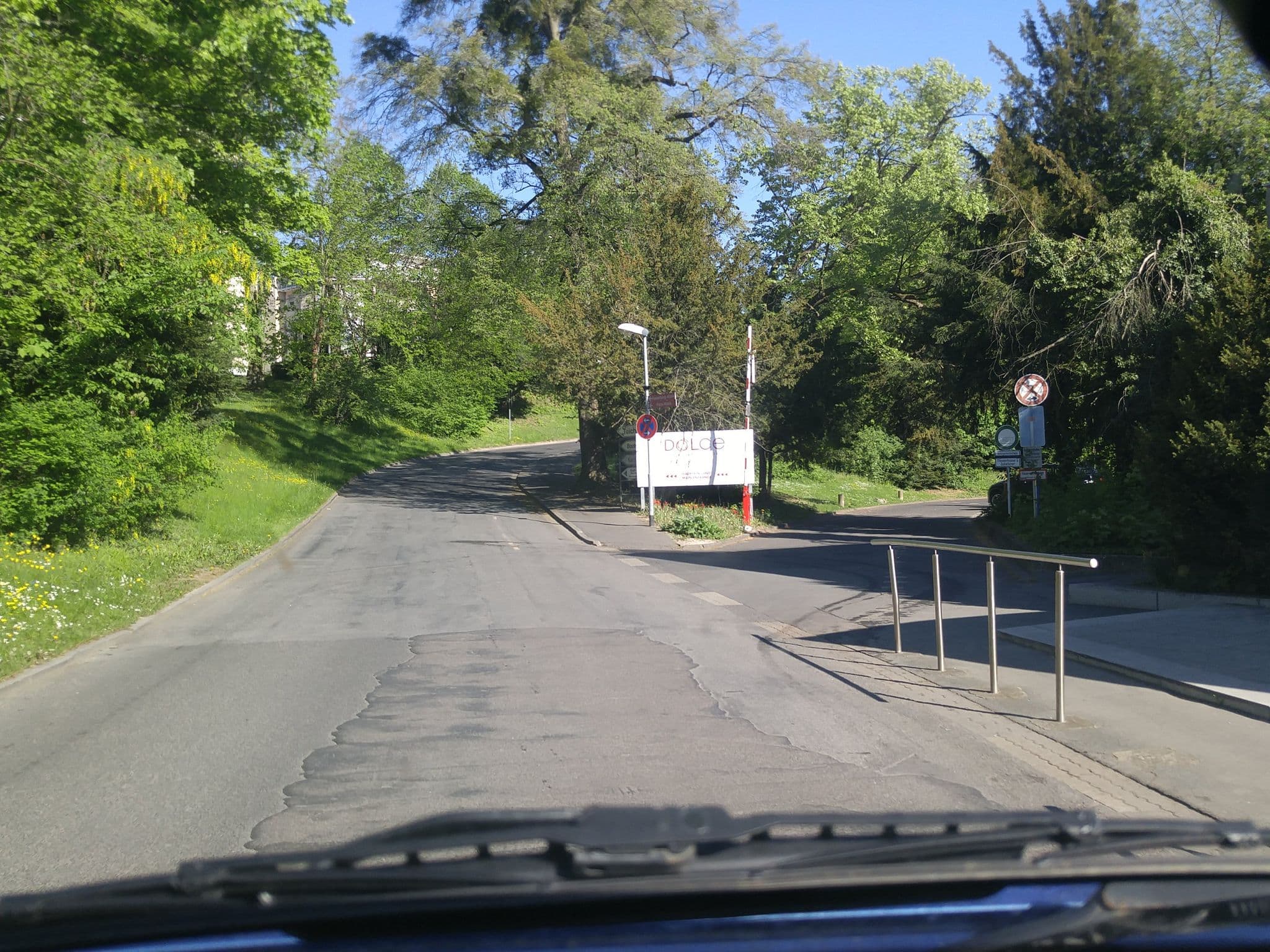 Street view near Hotel & Conference Centre Bad Nauheim GmbH Hotel, Bad Nauheim — © scg1176 (CC BY-SA · Mapillary)