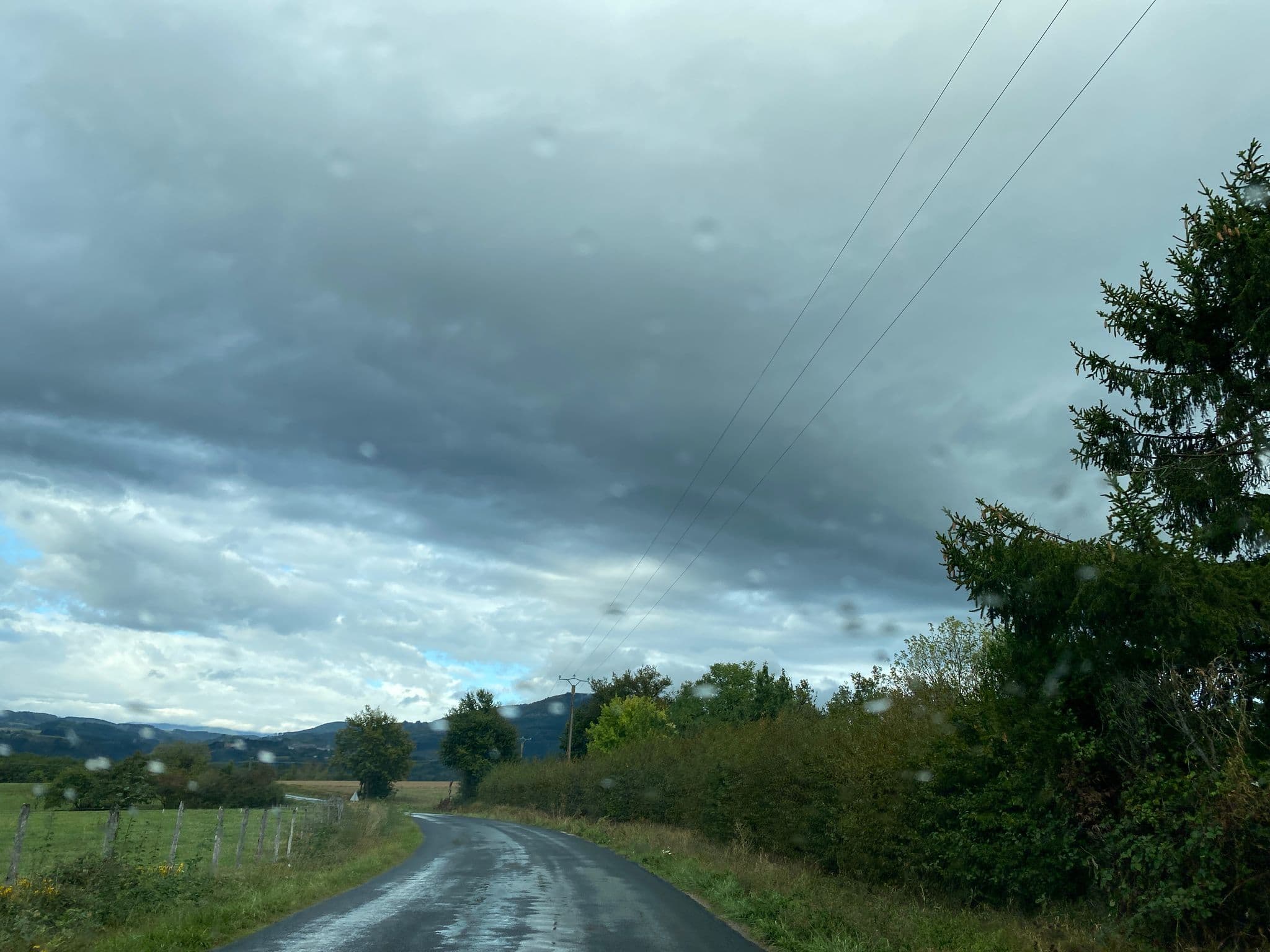 Street view near Camping Les Quatre Vents, Courpière — © fpm (CC BY-SA · Mapillary)