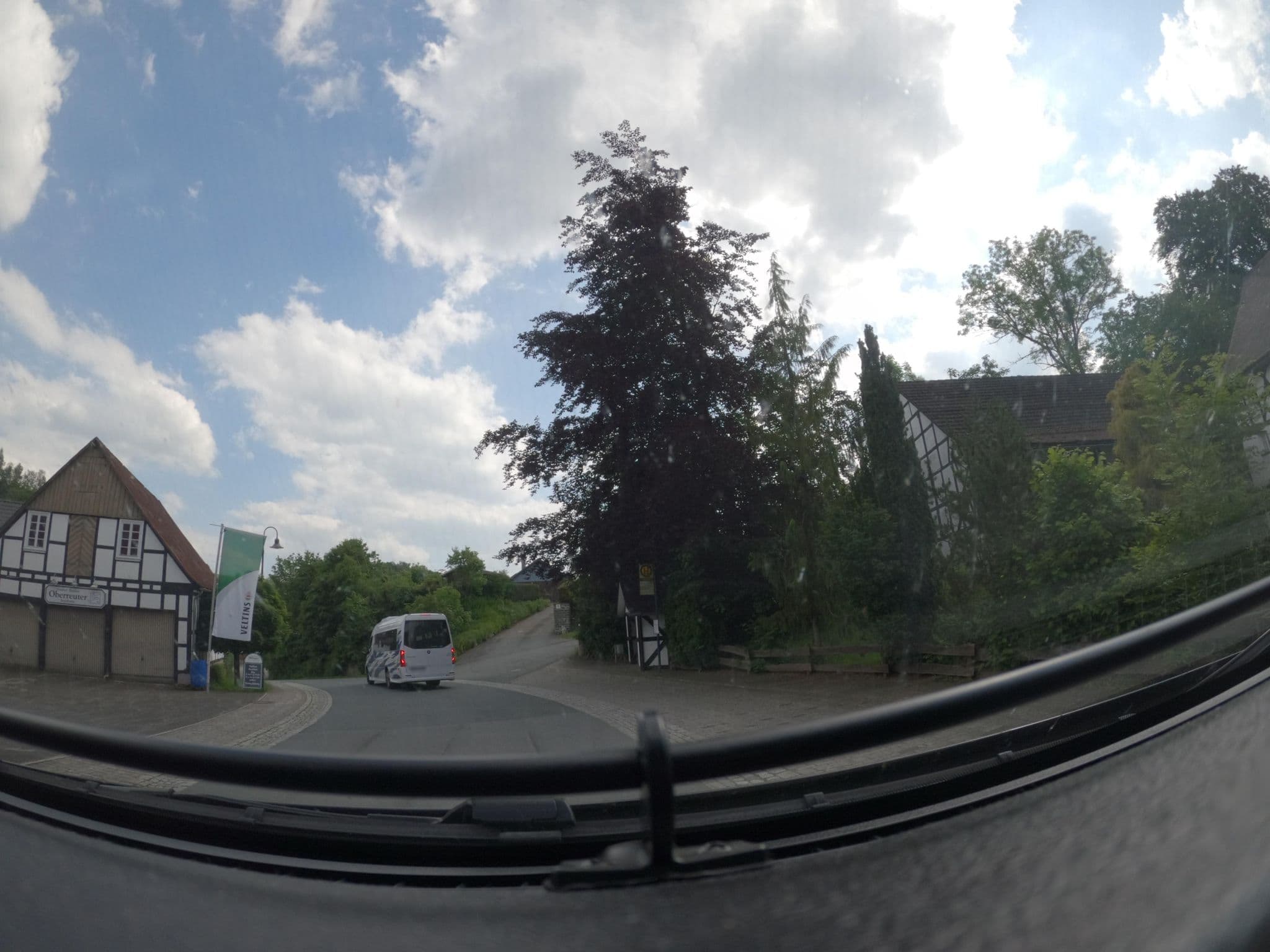 Street view near Oberreuter Willi, Medebach — © atze02 (CC BY-SA · Mapillary)
