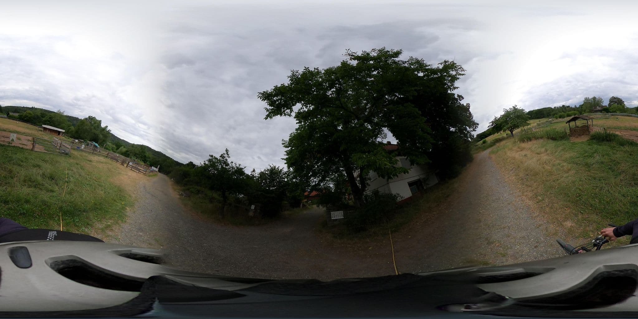 Street view near Gasthaus und Minimarkt Asel Süd, Vöhl — © tmka (CC BY-SA · Mapillary)
