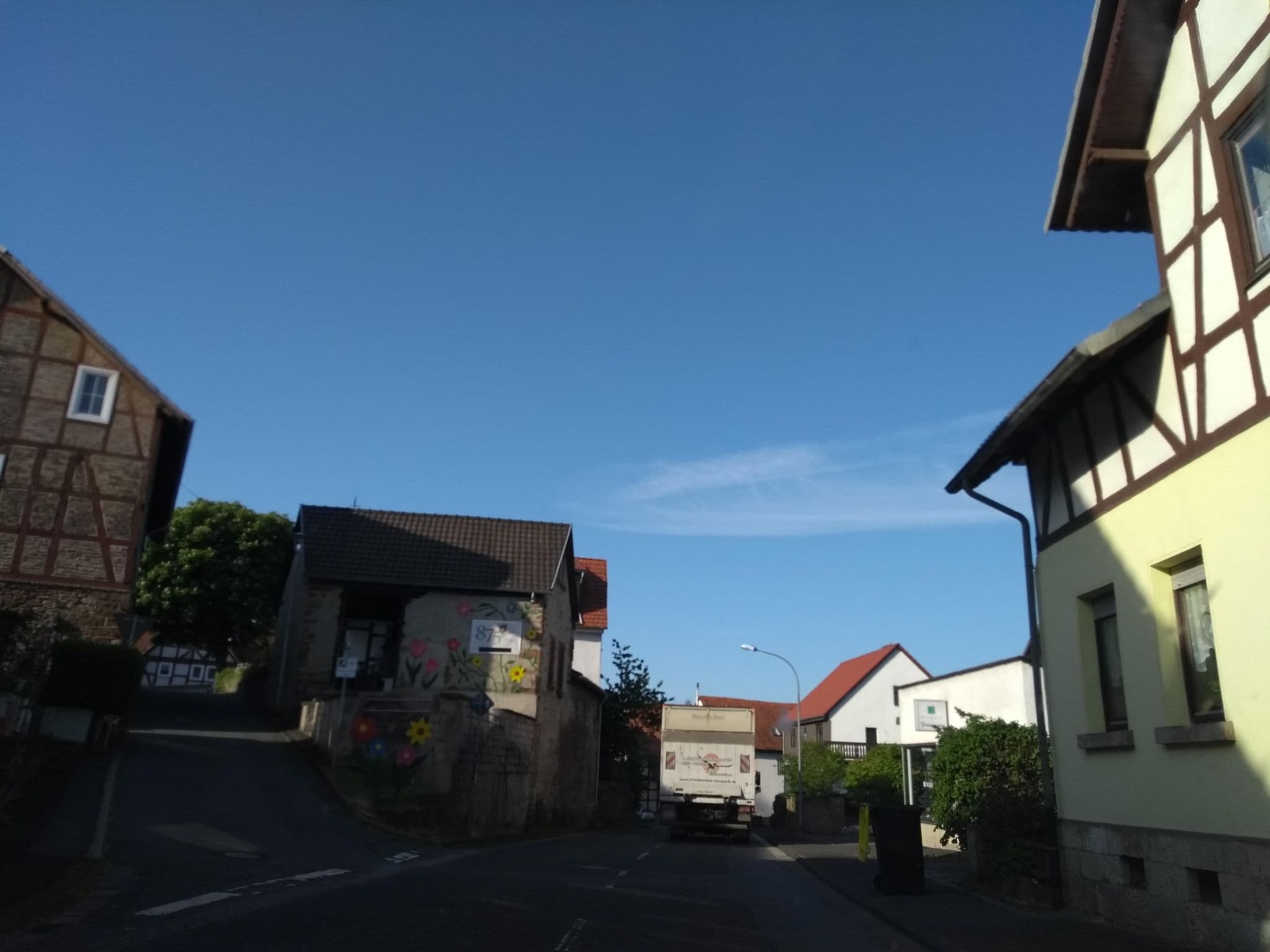 Street view near Edersee - Kellerwald Ferienwohnungen Casa Verde Vöhl, Vöhl — © thetornado76 (CC BY-SA · Mapillary)