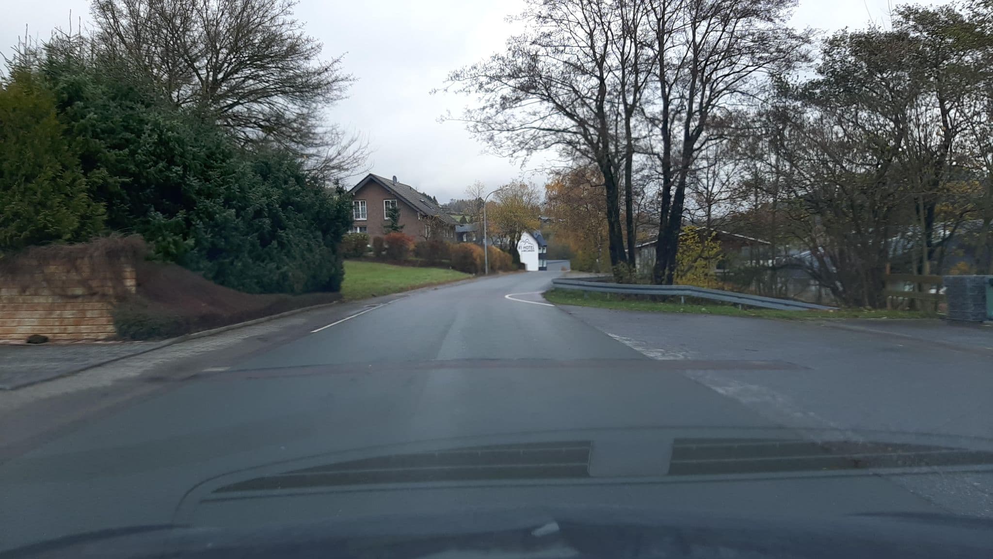 Street view near Kleines Glück &MeineCardPlus, Willingen — © Lowiekse (CC BY-SA · Mapillary)