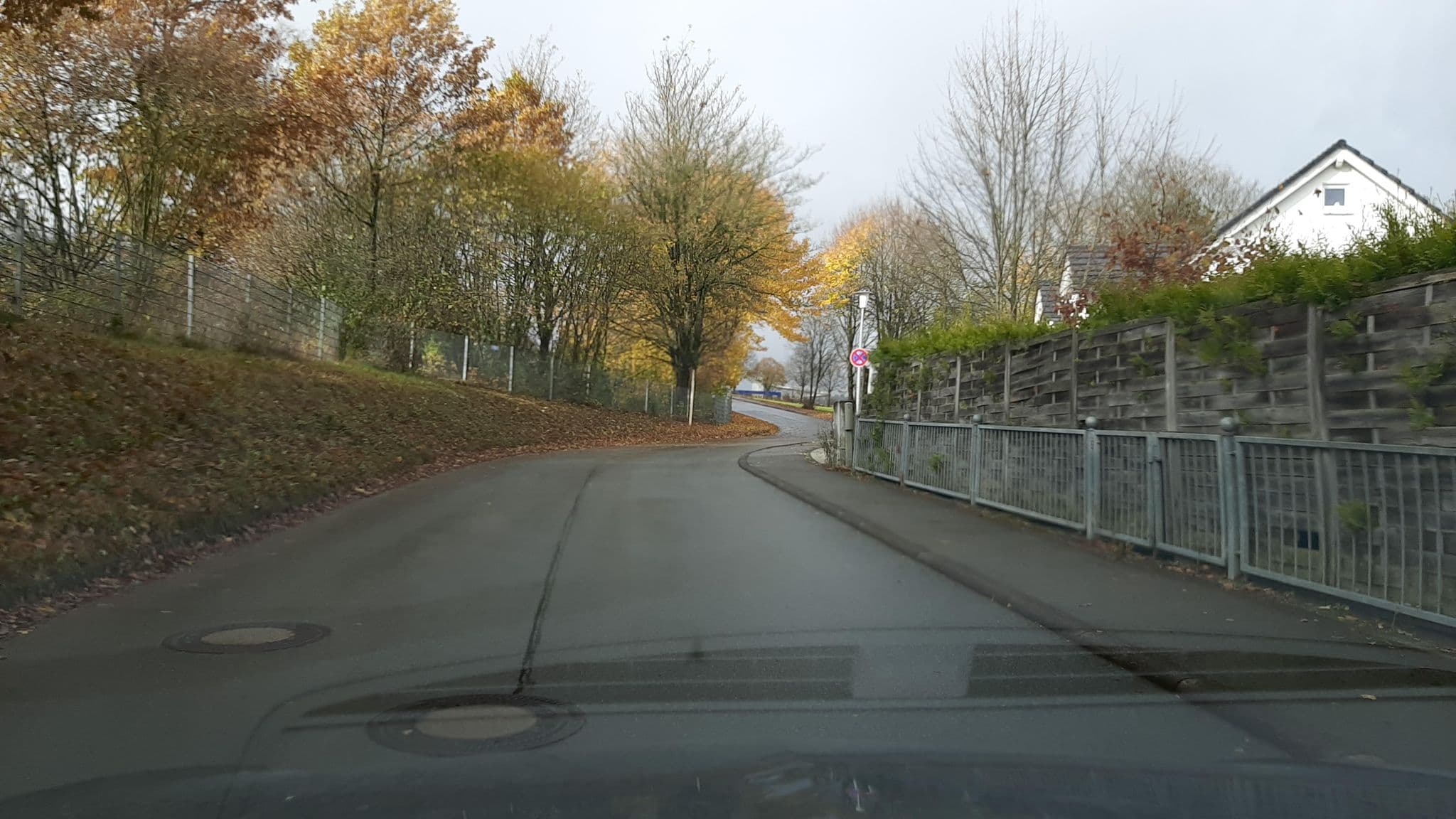 Street view near Haus Am Lagunenbad Ferienwohnung Ettelsberg, Willingen — © Lowiekse (CC BY-SA · Mapillary)