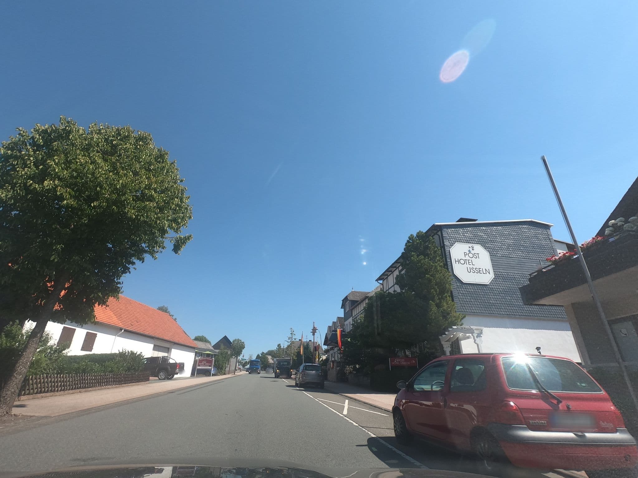 Street view near Ringhotel Posthotel Usseln, Willingen — © countzero5 (CC BY-SA · Mapillary)