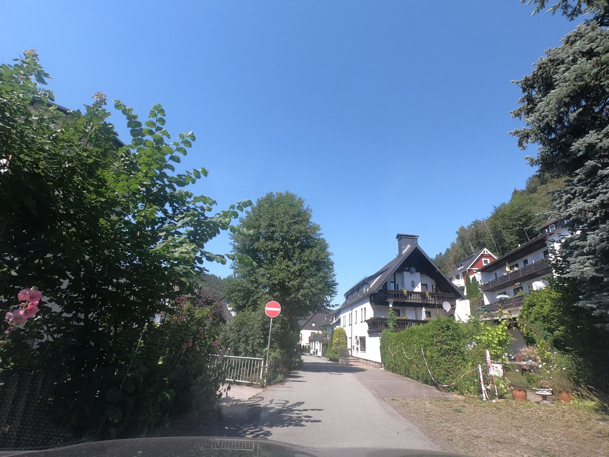 Street view near Pension Auszeit, Willingen — © countzero5 (CC BY-SA · Mapillary)