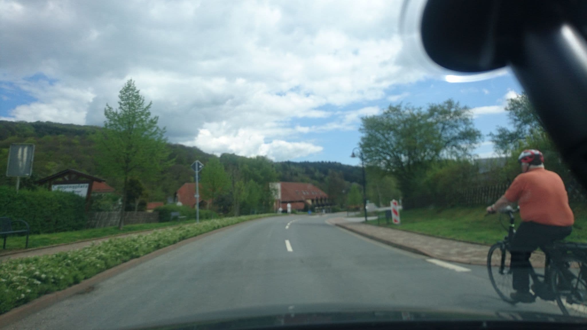 Street view near Hotel Diemelsee Betriebs GmbH, Willingen — © sreeh (CC BY-SA · Mapillary)