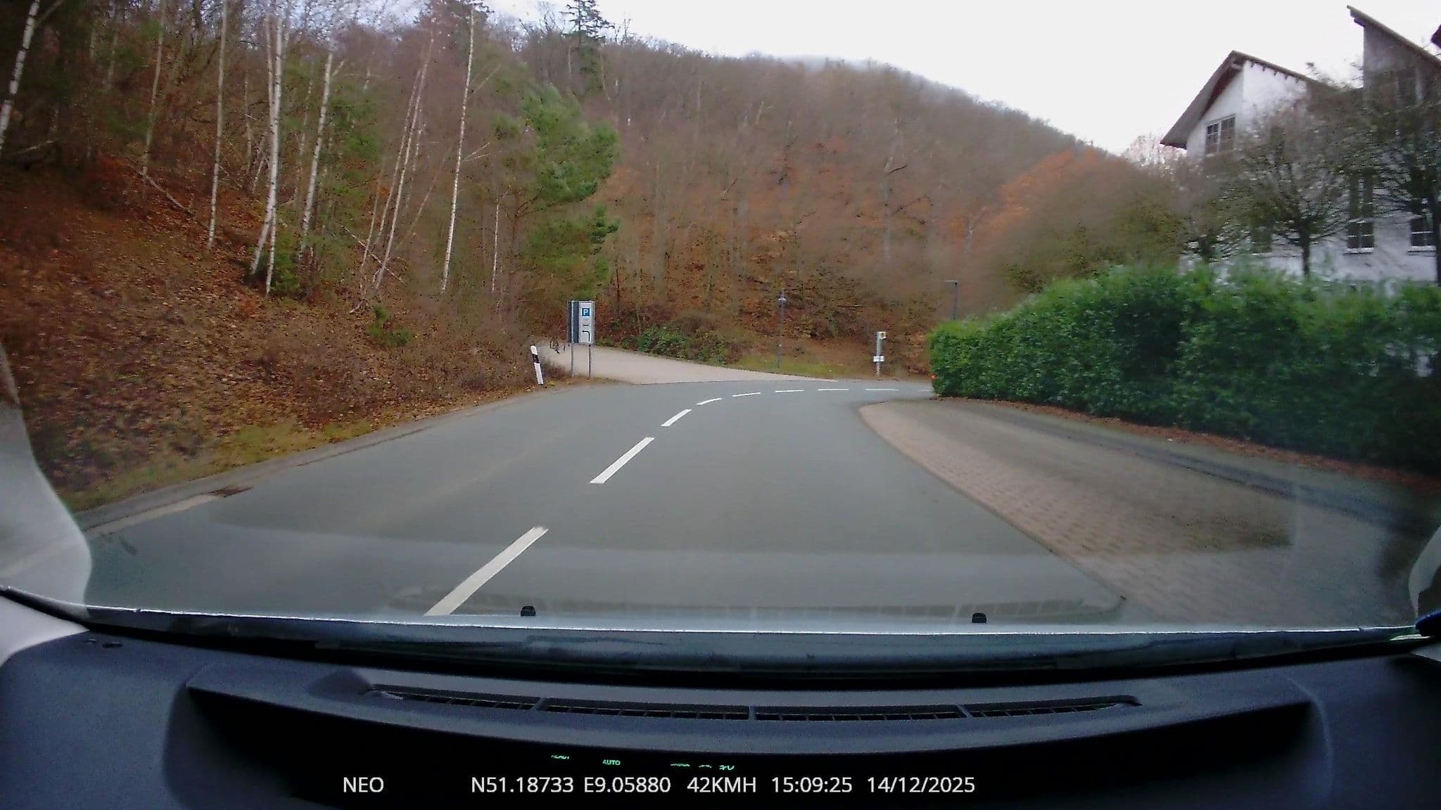 Street view near Hattwich Hotel und Gastronomie GmbH, Waldeck — © TechniPorter (CC BY-SA · Mapillary)