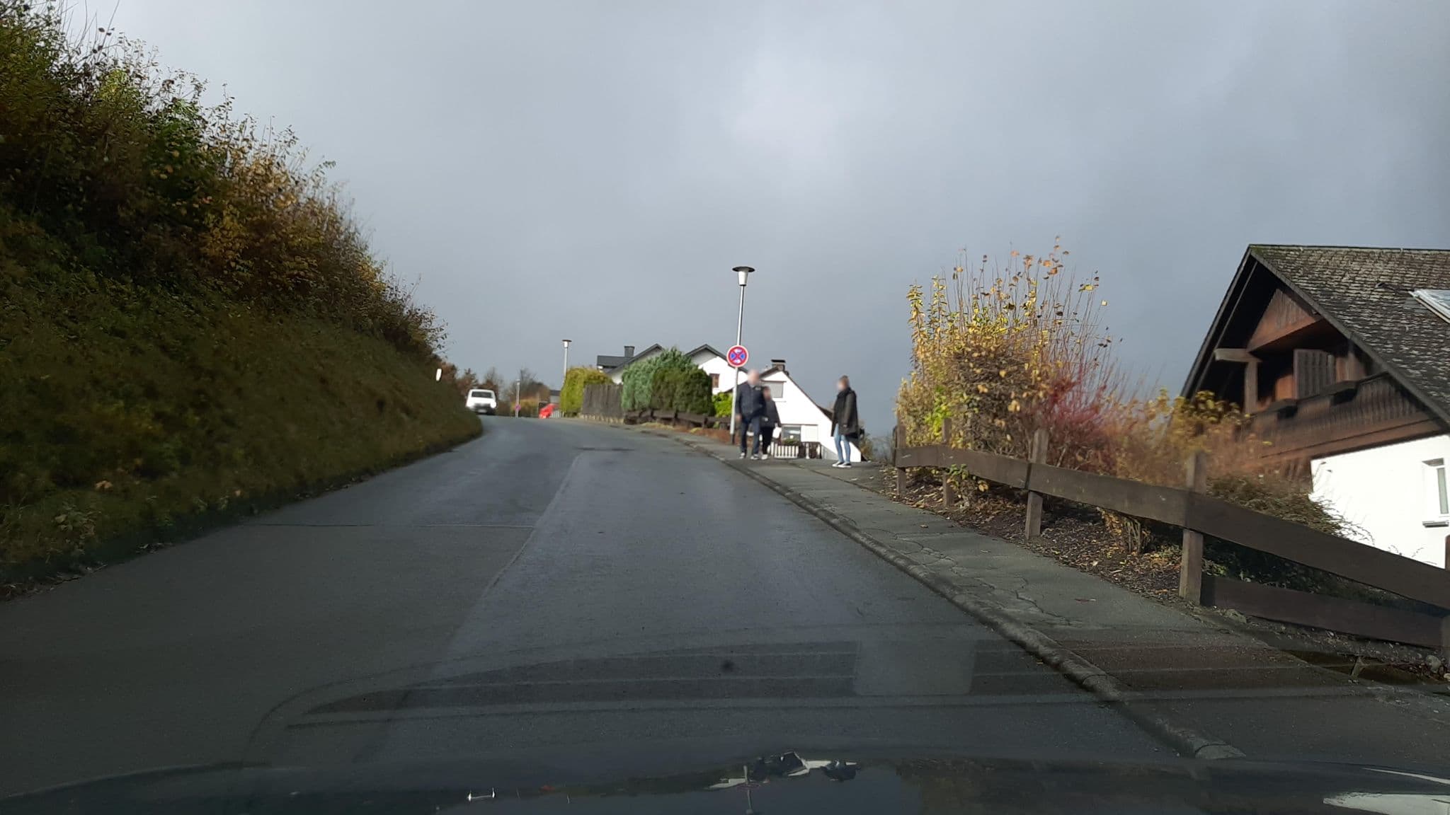 Street view near Haus Kesper-Brünen, Willingen — © Lowiekse (CC BY-SA · Mapillary)
