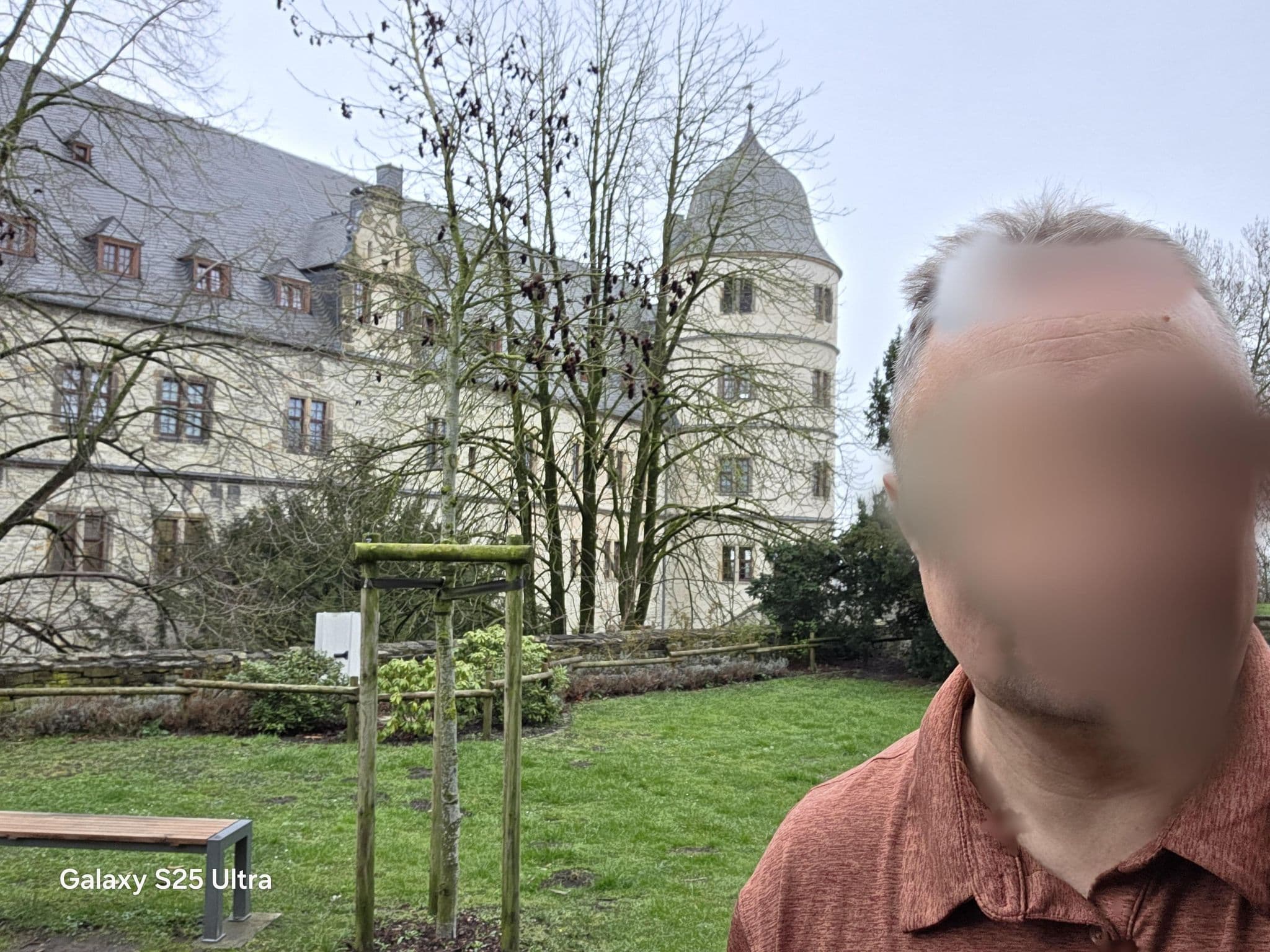 Street view near Cafe zur Wewelsburg, Salzkotten — © EMERSONEDUARDORODRIGUES9 (CC BY-SA · Mapillary)