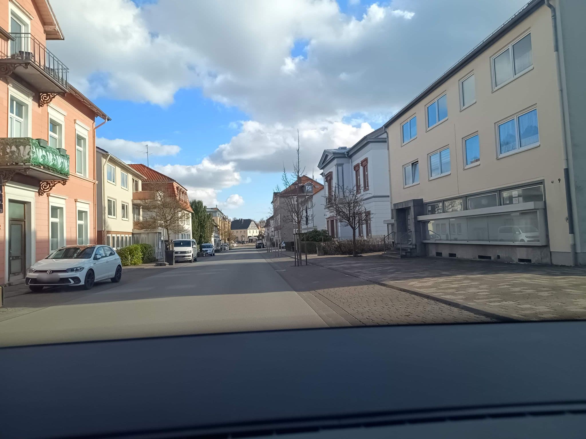 Street view near Hotel Salewski, Bad Arolsen — © zuse (CC BY-SA · Mapillary)