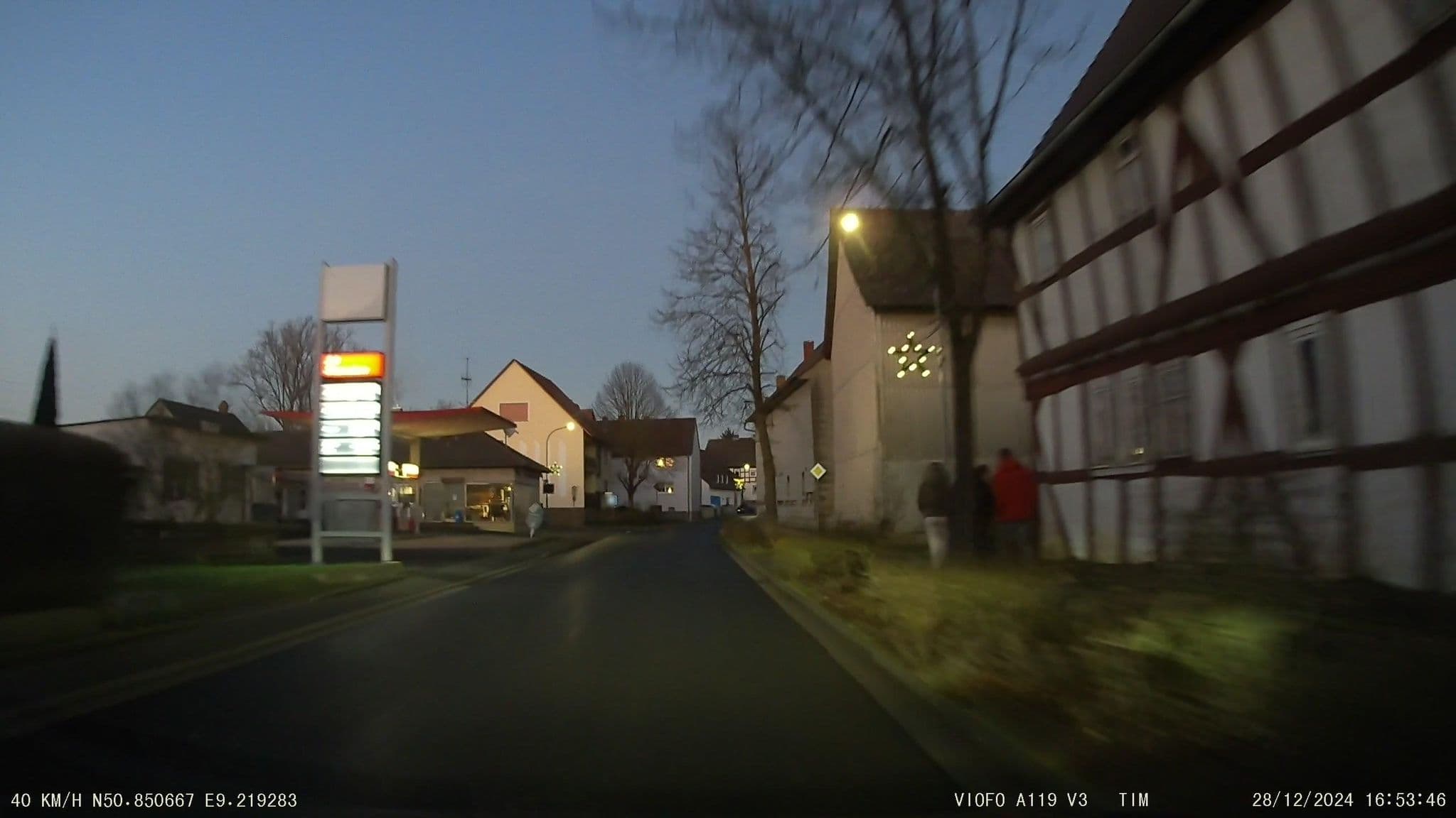 Street view near Landgasthof Pension Pfalzgraf, Willingshausen — © tim3003 (CC BY-SA · Mapillary)