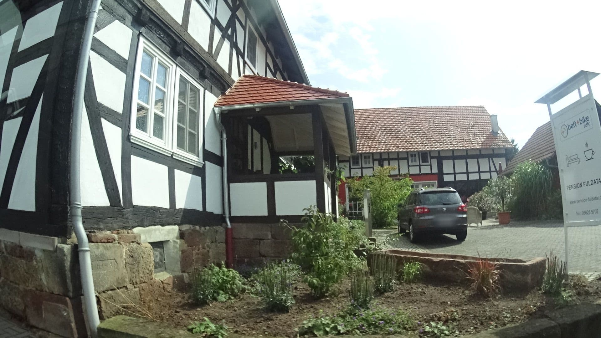 Street view near Pension Fuldatal, Niederaula — © ramap (CC BY-SA · Mapillary)