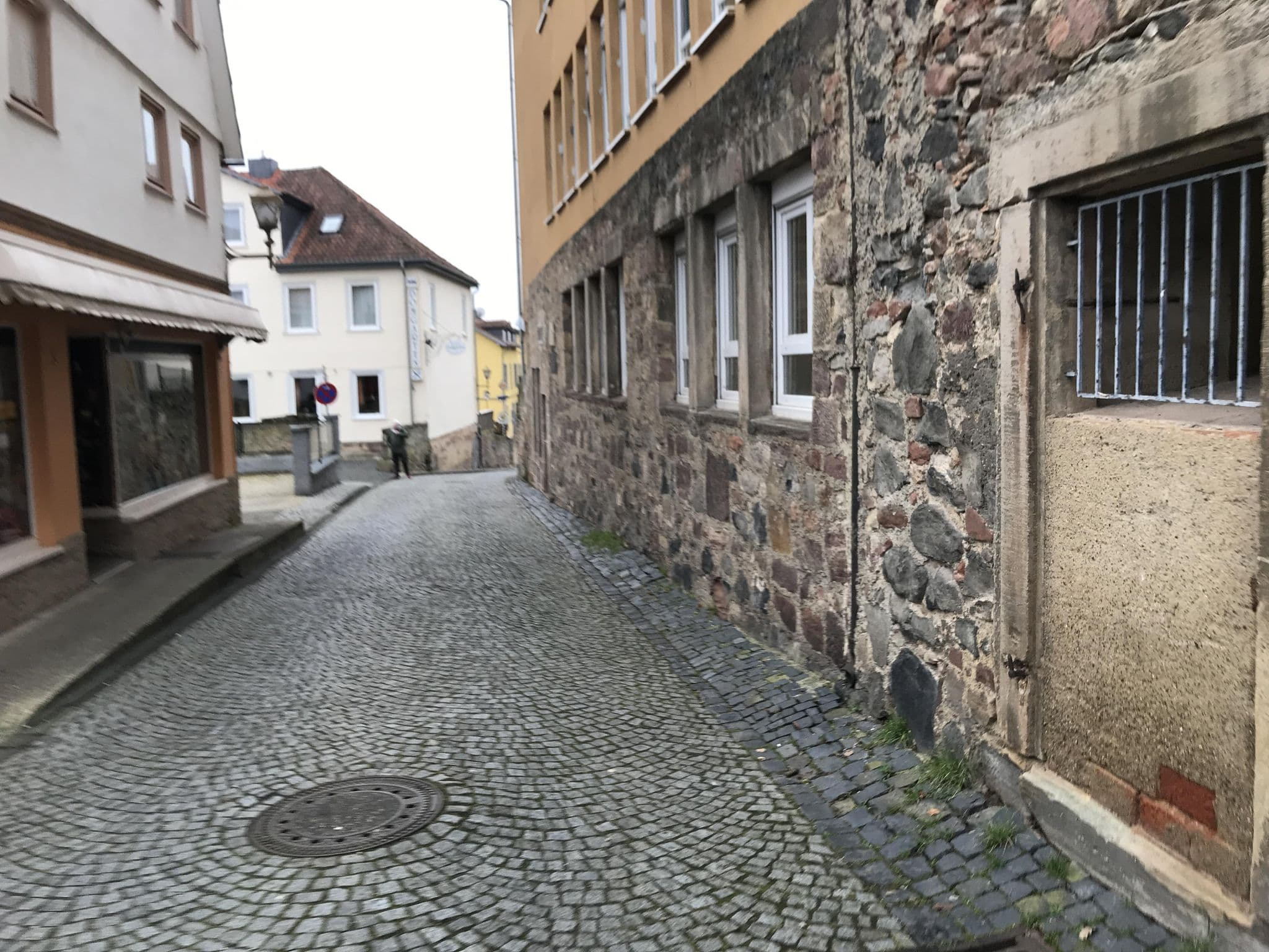 Street view near Hotel Domgarten, Fritzlar — © troher15 (CC BY-SA · Mapillary)