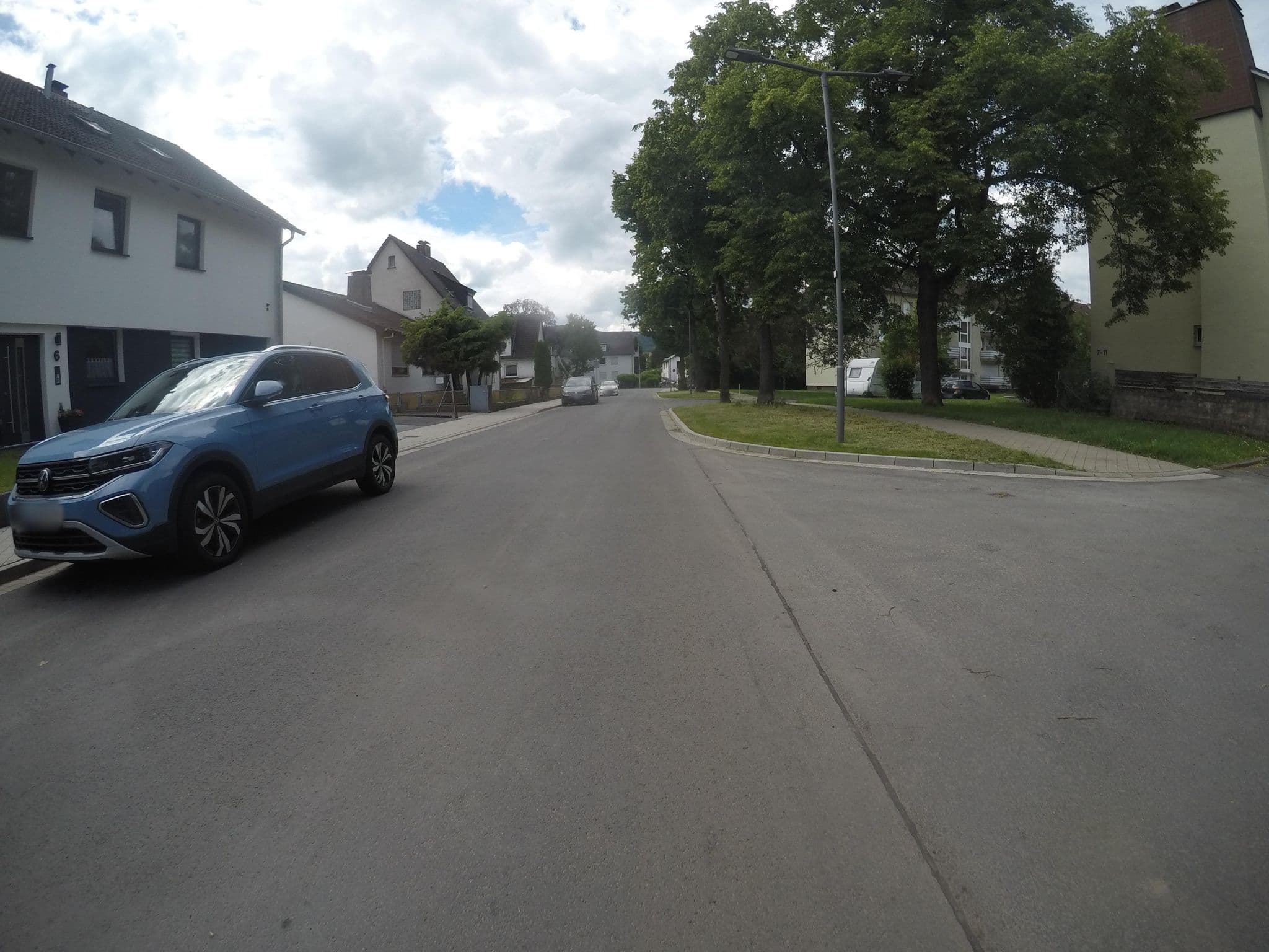 Street view near Pension John-F-Kennedy, Vellmar — © mfa (CC BY-SA · Mapillary)