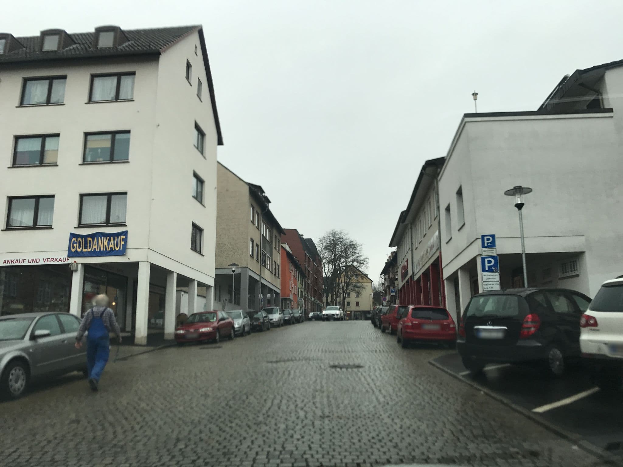 Street view near Persisches Restaurant Kaspien Restaurant, Kassel — © juri (CC BY-SA · Mapillary)