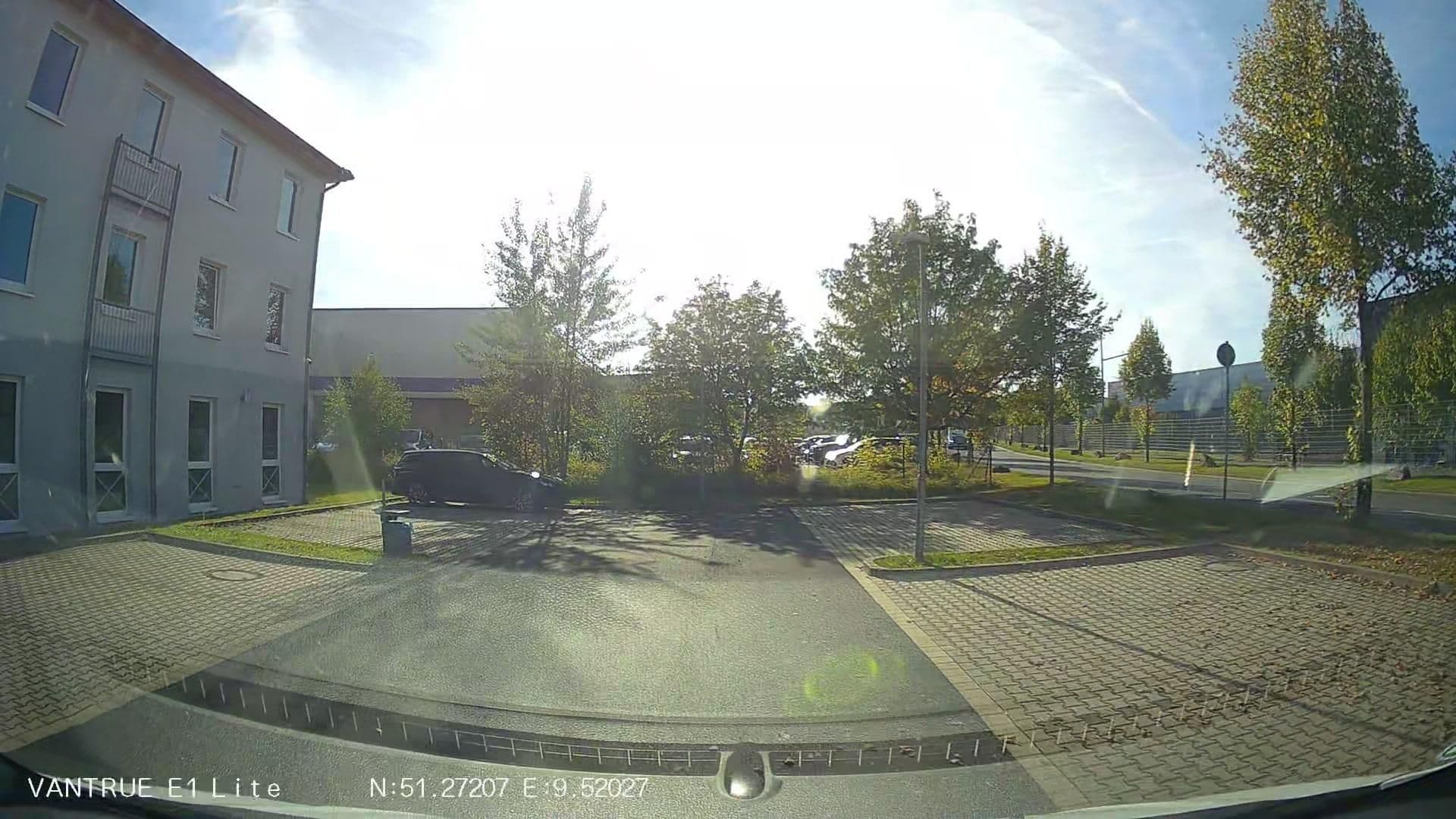Street view near Motel One, Lohfelden — © Hightower- (CC BY-SA · Mapillary)