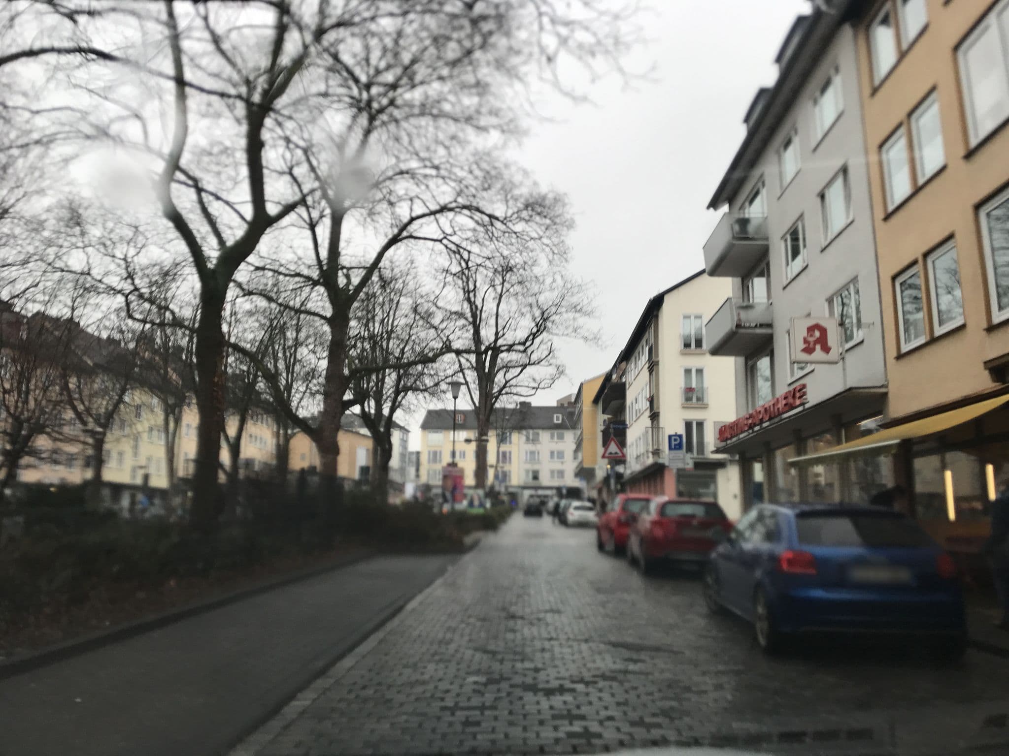 Street view near Appartement Entenanger, Kassel — © juri (CC BY-SA · Mapillary)