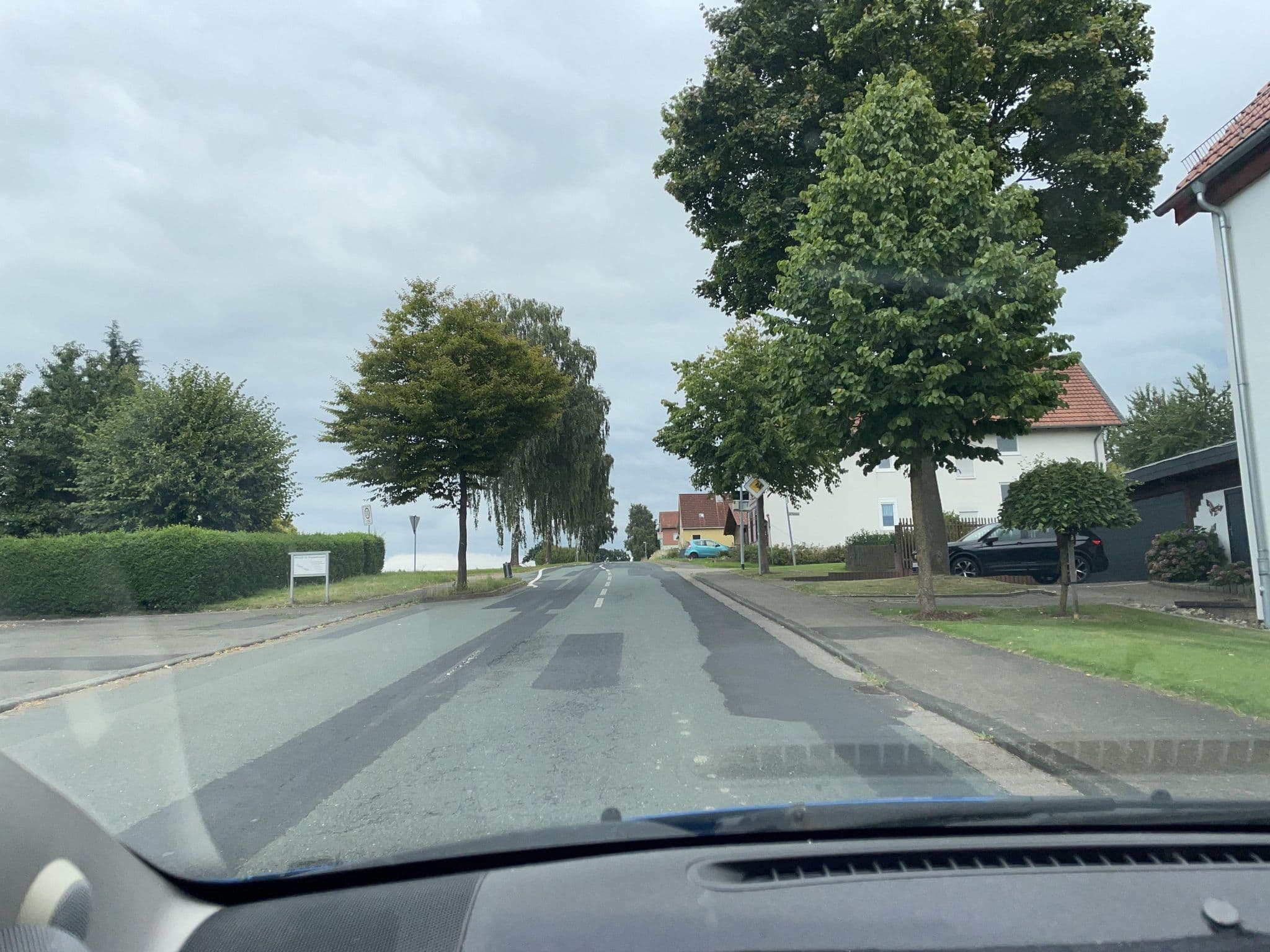 Street view near Ferienwohnung Wolkenbruch, Trendelburg — © hotteliene (CC BY-SA · Mapillary)