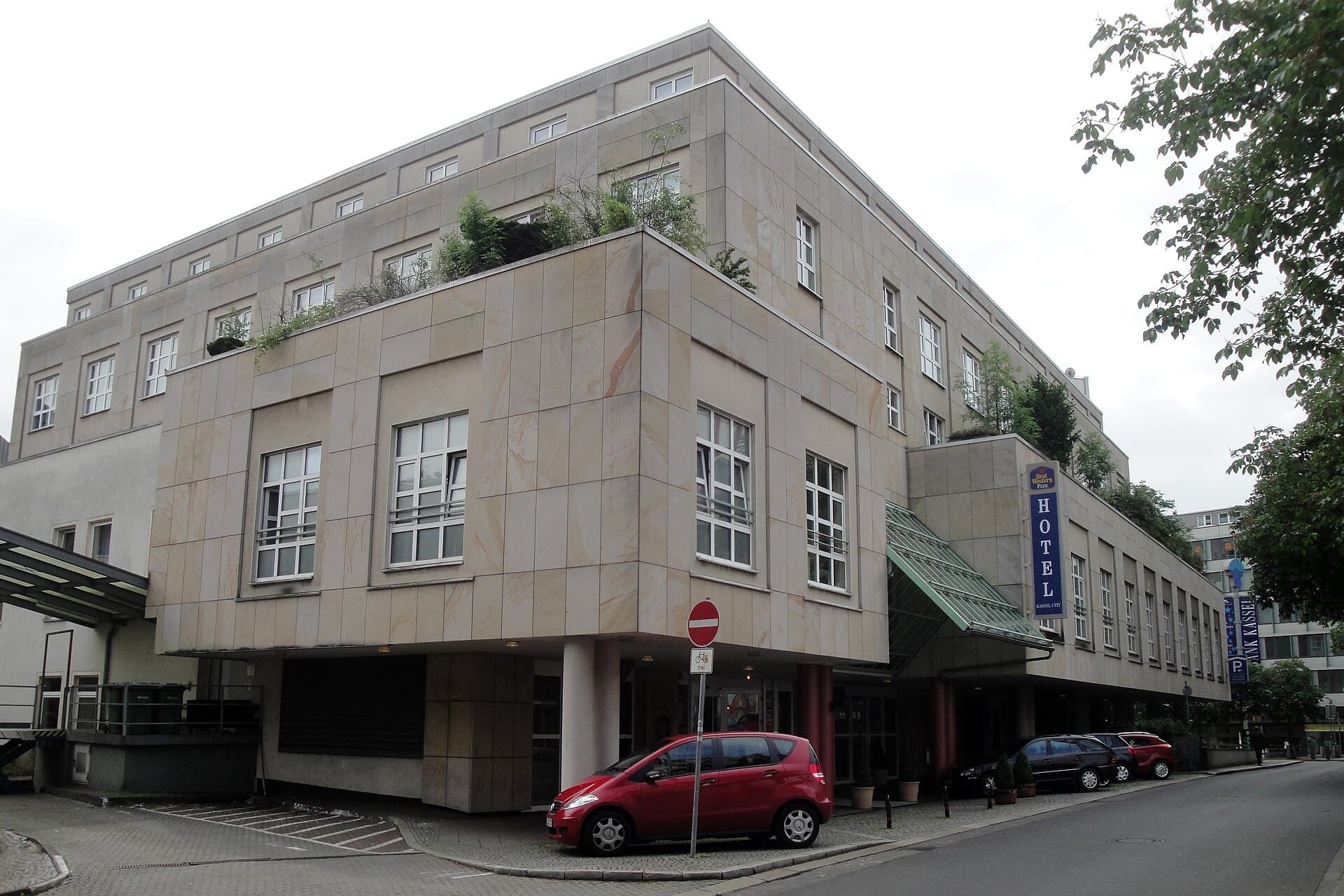 BEST WESTERN Hotel Kassel City (via Wikimedia Commons, CC BY-SA 4.0)
