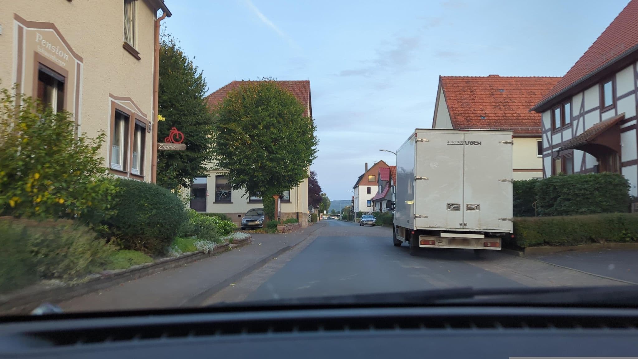 Street view near Klaus Schweinberger, Bodenfelde — © hotteliene (CC BY-SA · Mapillary)