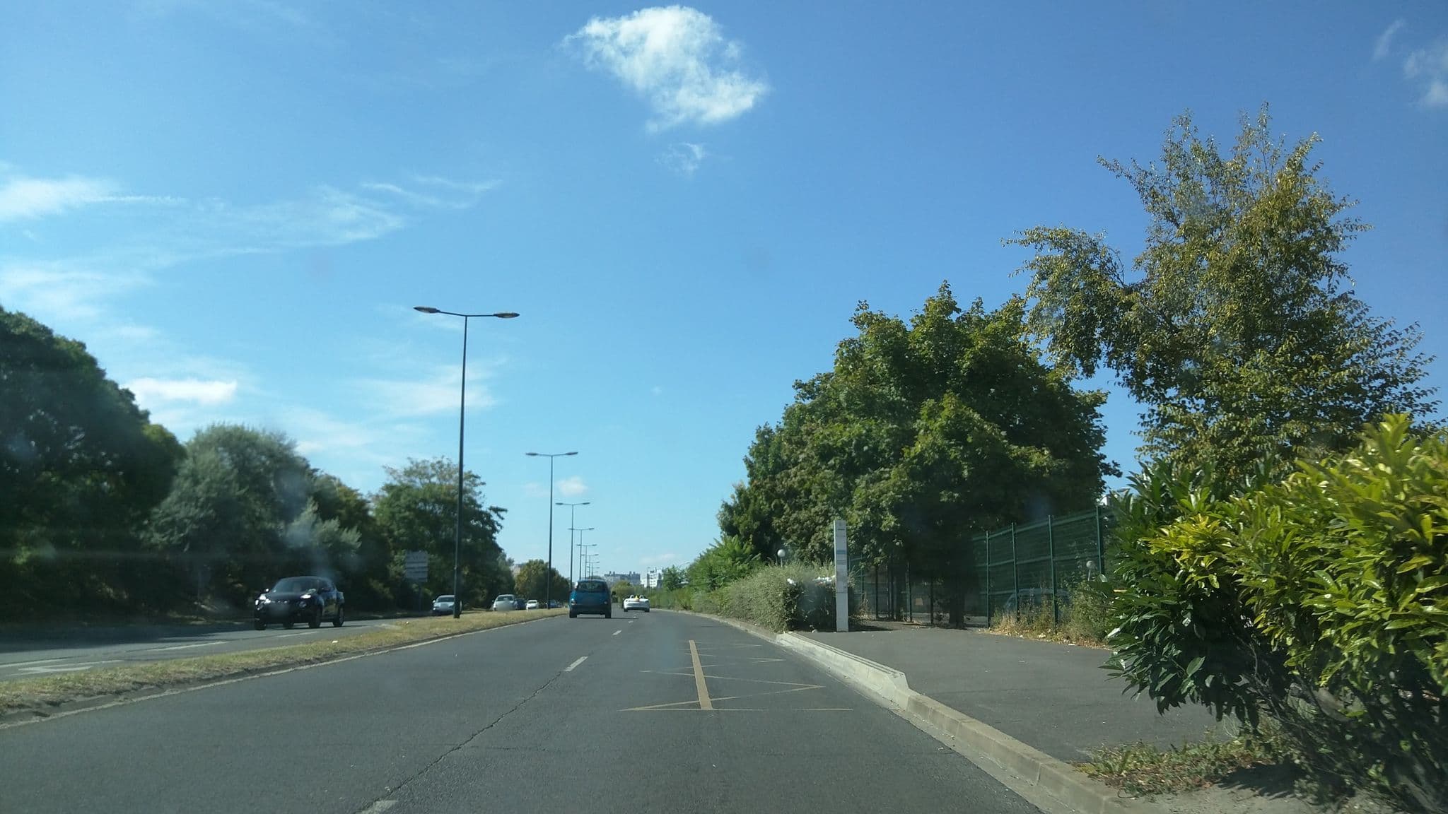Street view near West Hotel, Sartrouville — © e11137 (CC BY-SA · Mapillary)