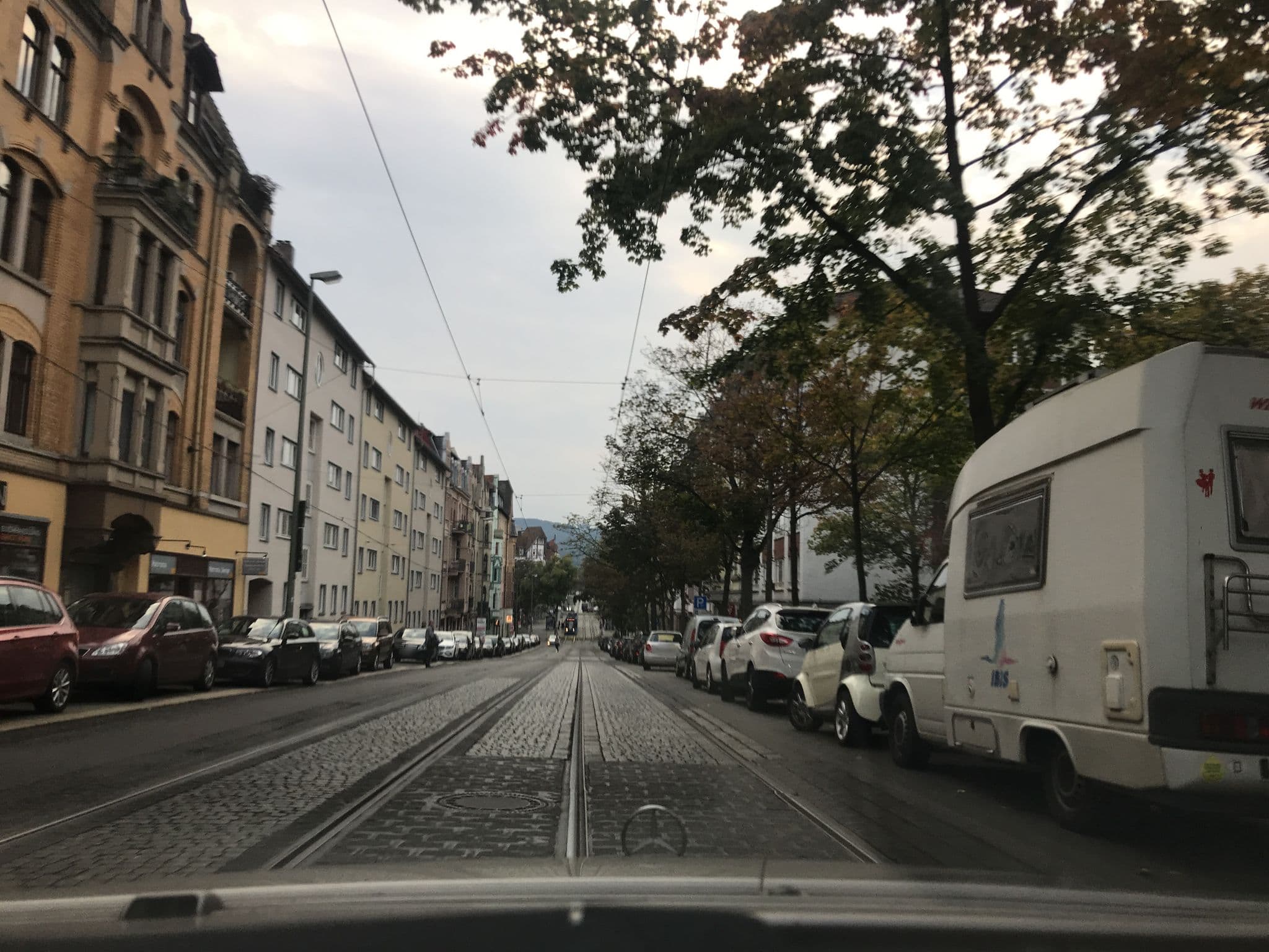 Street view near Adesso Hotel Astoria, Kassel — © saschahaberkorn (CC BY-SA · Mapillary)