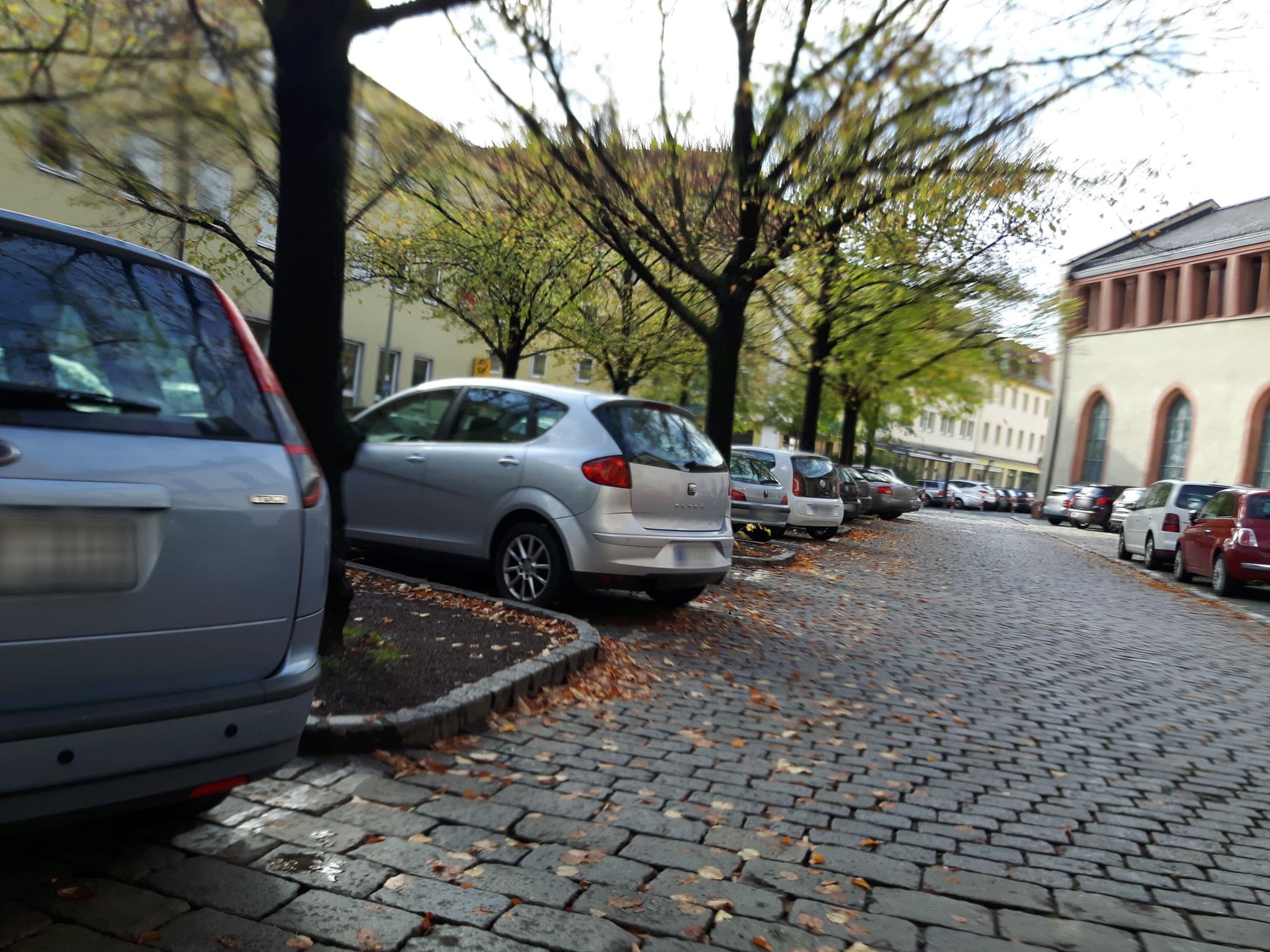 Street view near Burkardushaus, Tagungszentrum am Dom, Würzburg — © changchun1 (CC BY-SA · Mapillary)