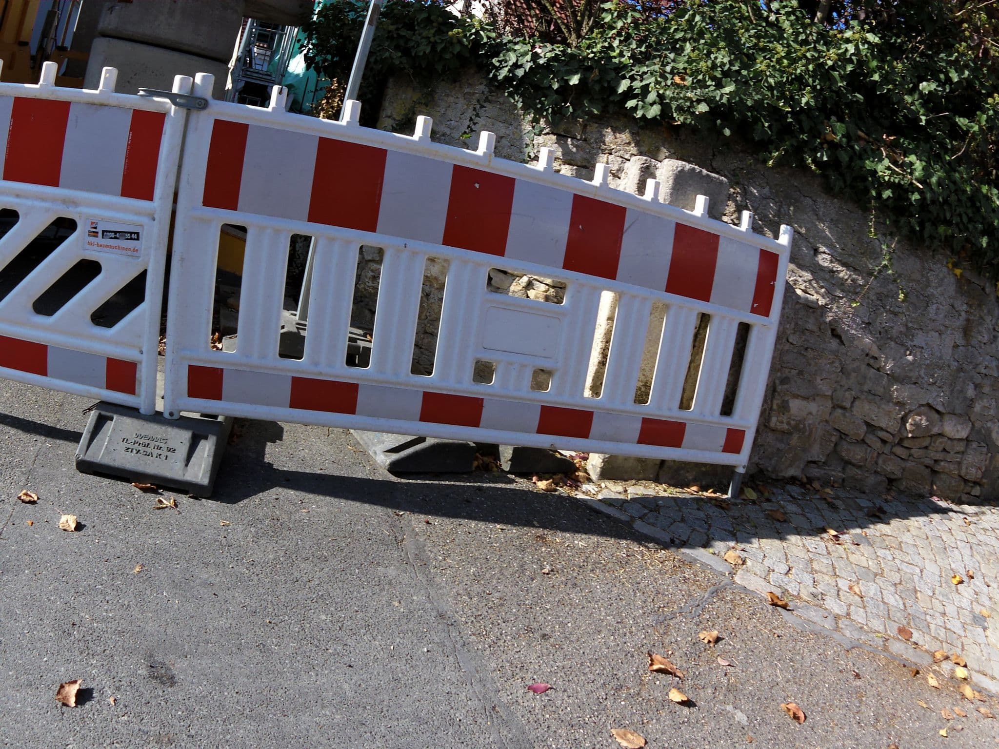 Street view near Hotel Gasthof Schiff, Winterhausen — © zoegglmeyr (CC BY-SA · Mapillary)