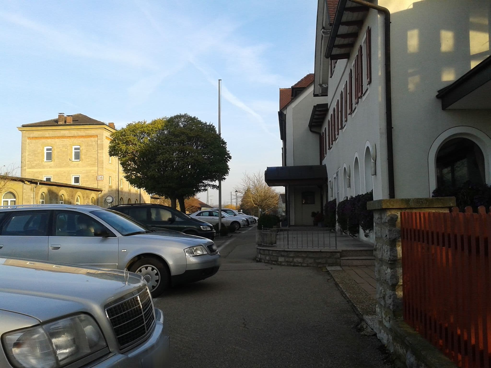 Street view near Bed and Breakfast Gallmersgarten, Burgbernheim — © bernd_niemann (CC BY-SA · Mapillary)