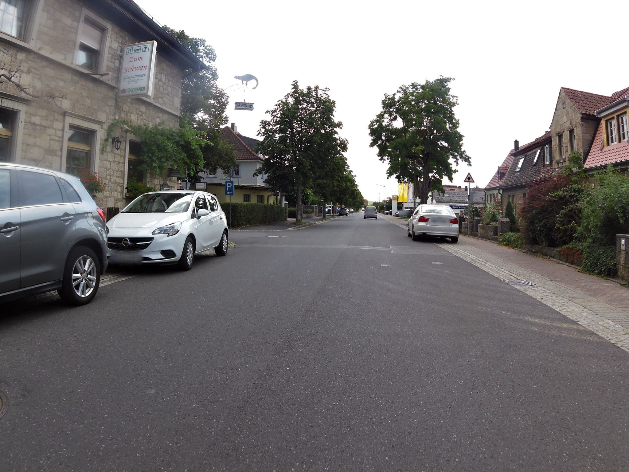 Street view near Gasthaus-Hotel Zum Schwan, Sommerhausen — © zoegglmeyr (CC BY-SA · Mapillary)