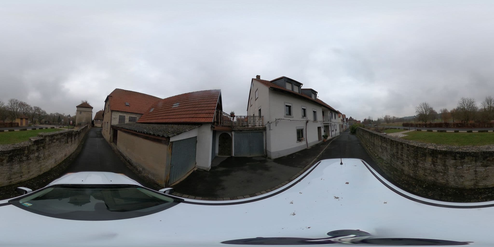 Street view near Ferienwohnung An der Dorfmauer, Sommerach — © npmp (CC BY-SA · Mapillary)
