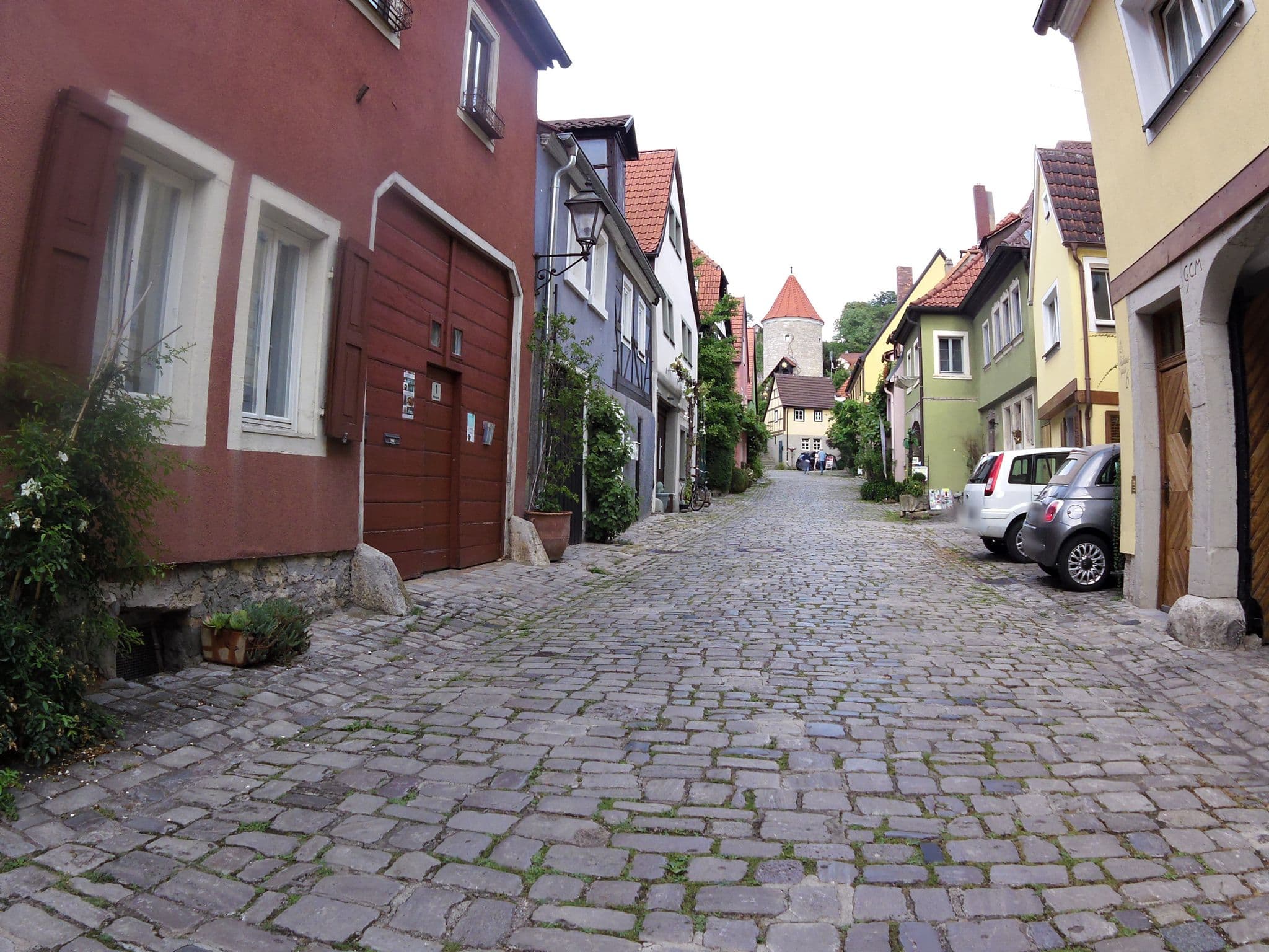 Street view near Raum 5 Inh. Sabine Schmiedel, Sommerhausen — © zoegglmeyr (CC BY-SA · Mapillary)