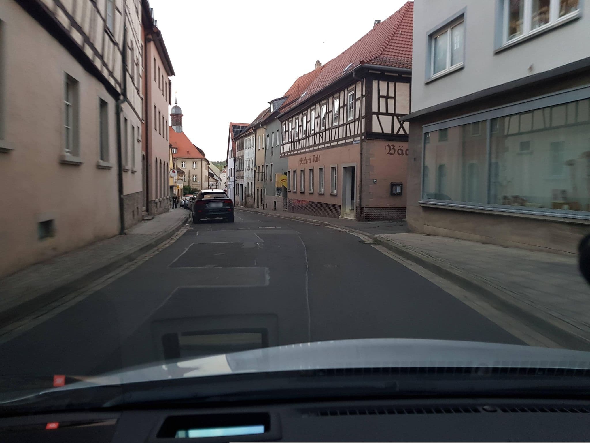Street view near Bayrischer Hof Restaurant, Münnerstadt — © BerndGo64 (CC BY-SA · Mapillary)