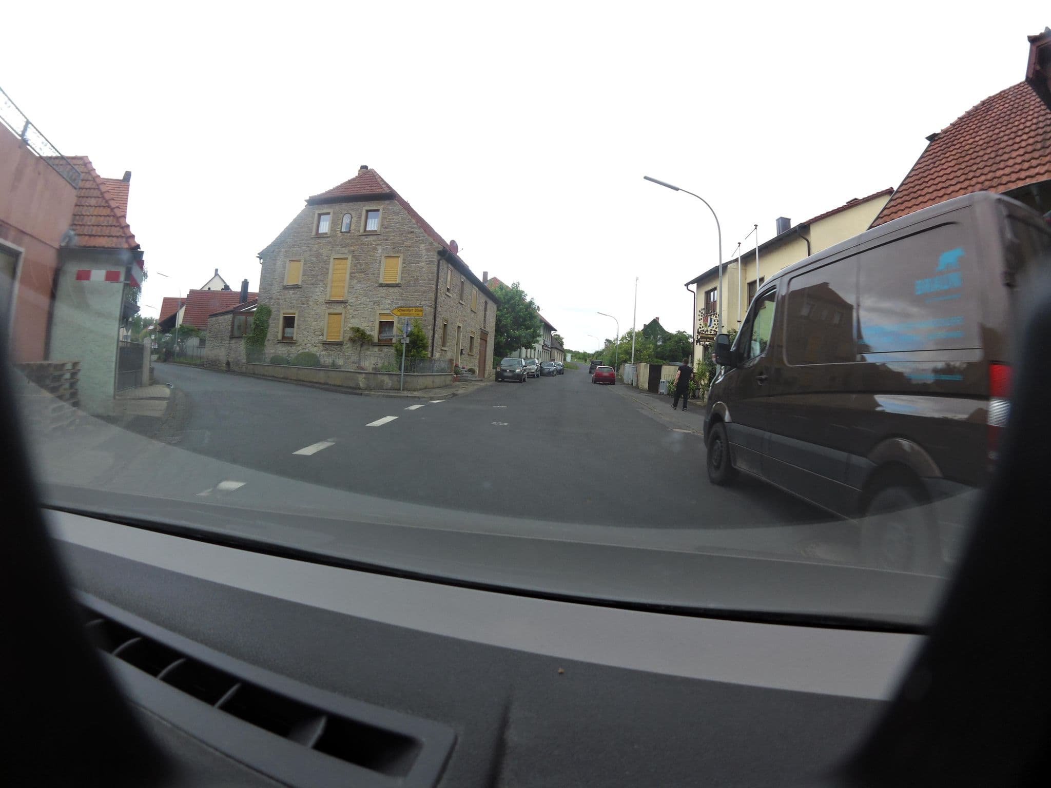 Street view near Hotel Braun, Prosselsheim — © zoegglmeyr1 (CC BY-SA · Mapillary)