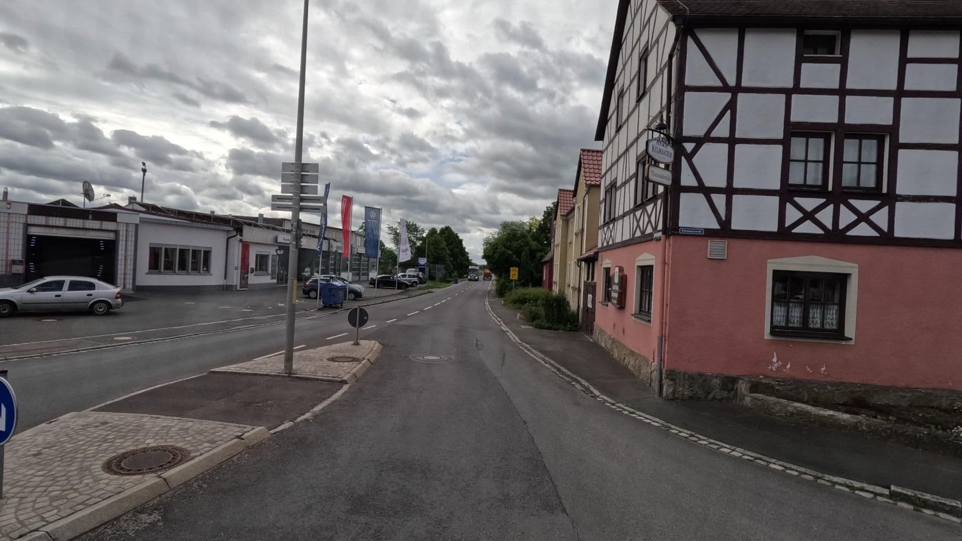 Street view near Restaurant Schrotmühle, Scheinfeld — © bct (CC BY-SA · Mapillary)