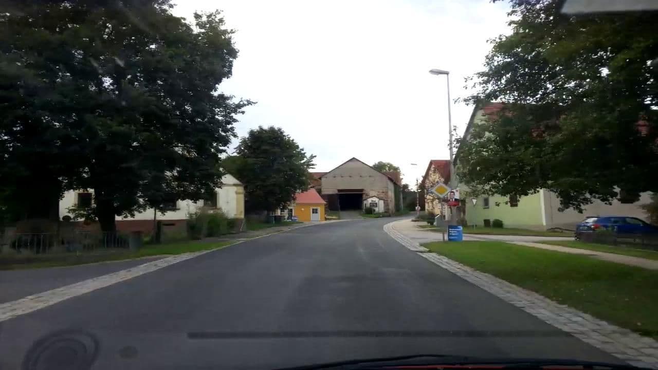 Street view near Drei Franken Hof, Burghaslach — © r66 (CC BY-SA · Mapillary)