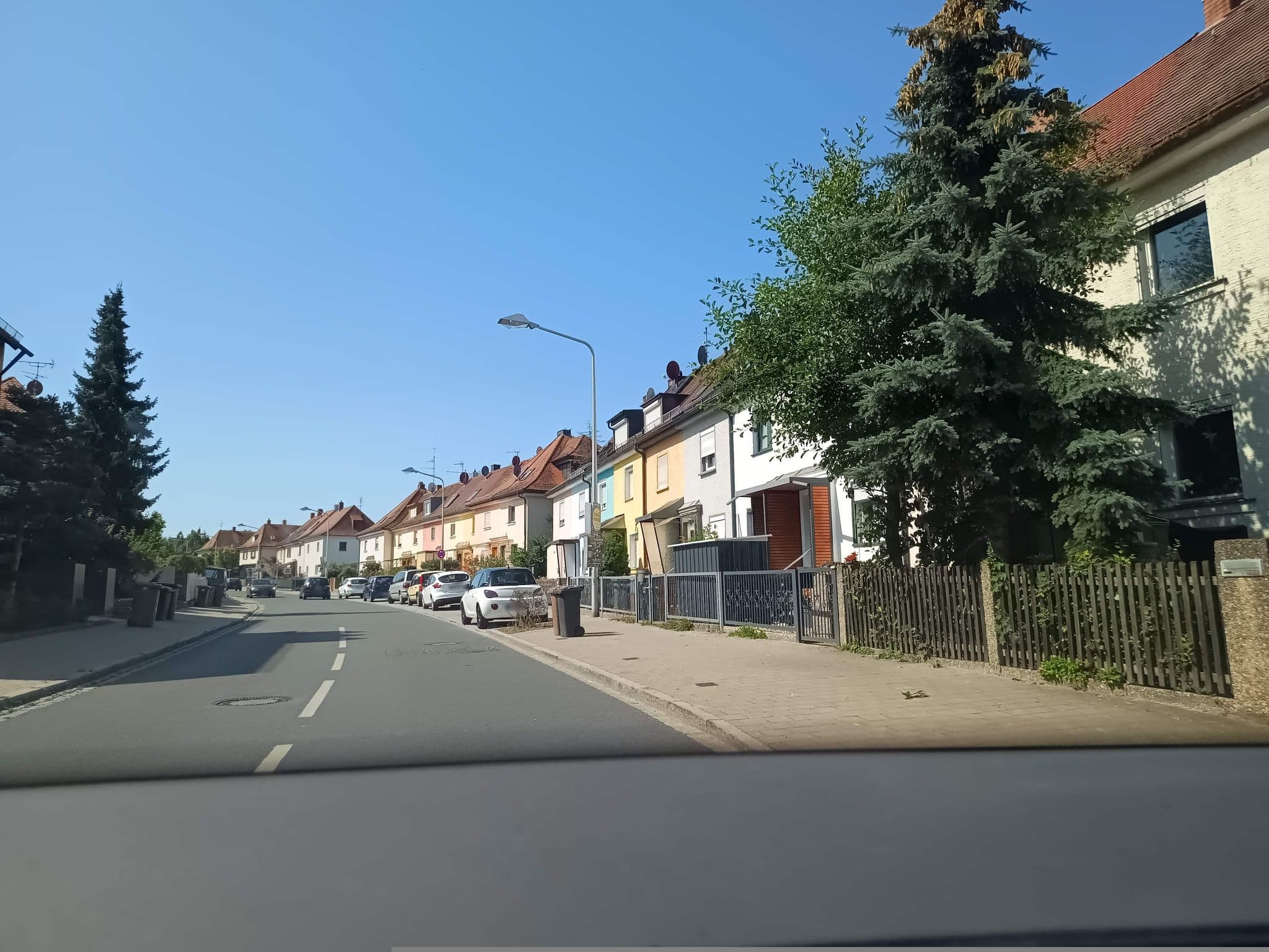Street view near Inn Pension Ischia, Zirndorf — © zuse (CC BY-SA · Mapillary)