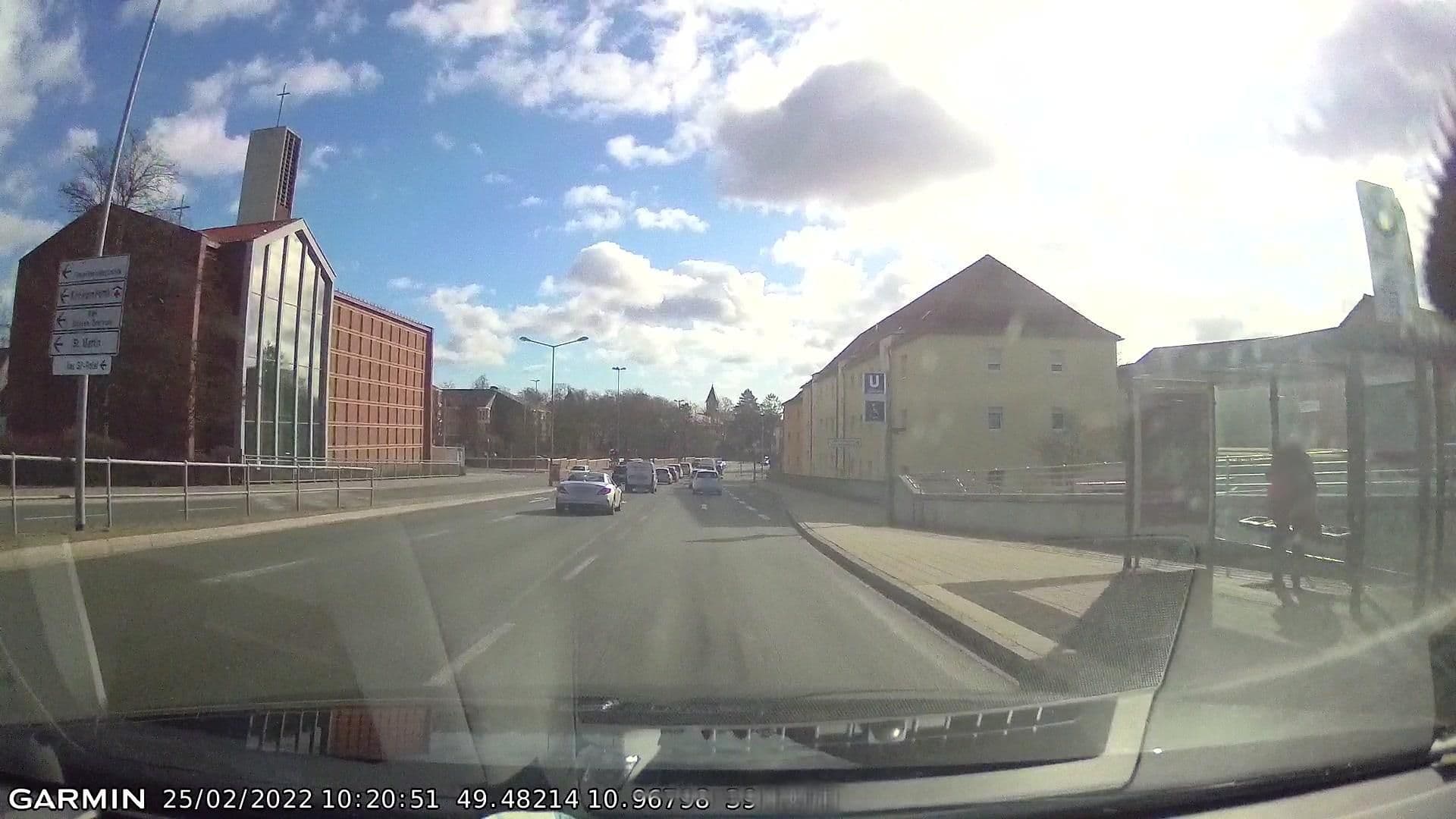 Street view near Hotel Olive Inn, Fürth — © curtisnewton (CC BY-SA · Mapillary)