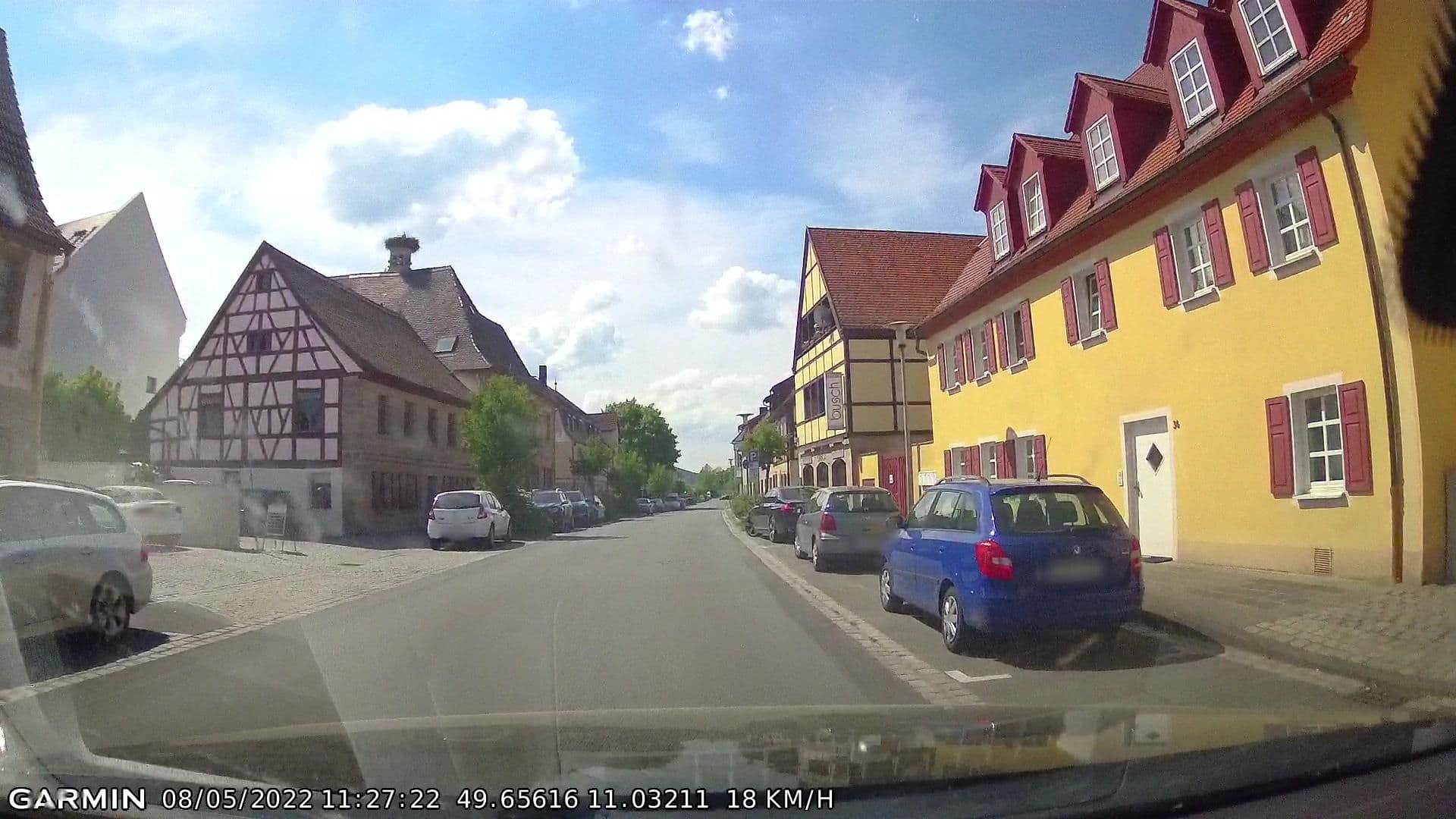 Street view near Brandenburger Hof, Baiersdorf — © curtisnewton (CC BY-SA · Mapillary)