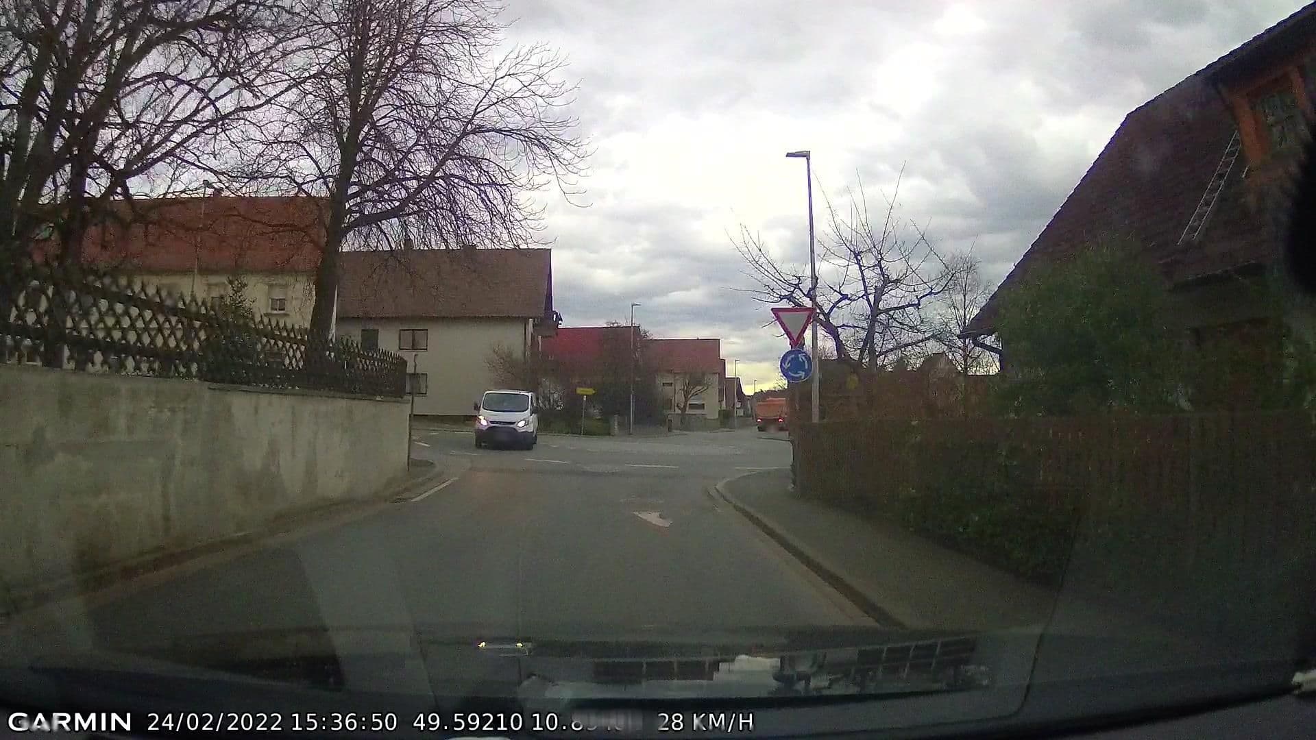 Street view near Ferienwohnung Am Bimbach, Herzogenaurach — © curtisnewton (CC BY-SA · Mapillary)