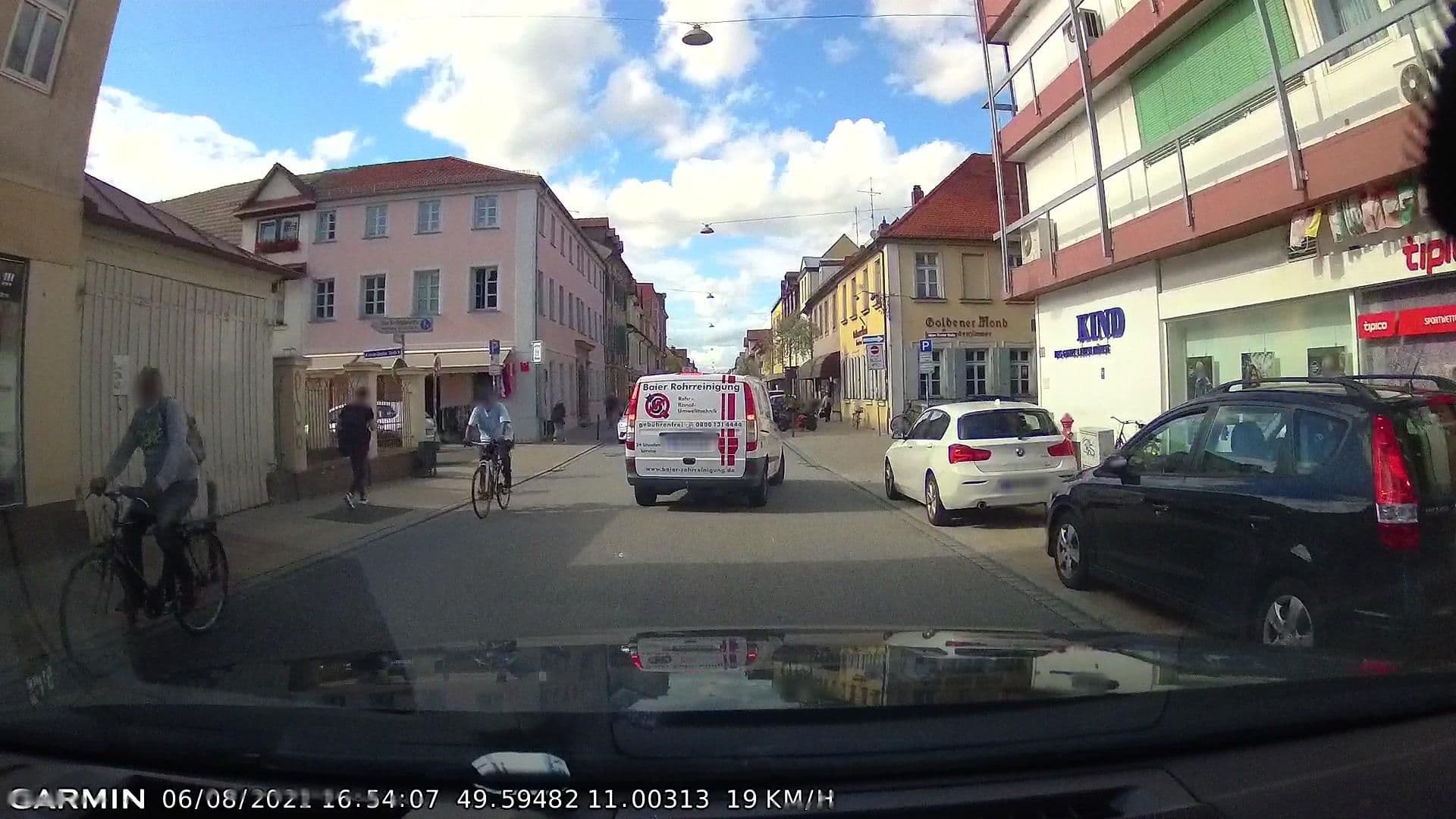 Street view near Pension Goethe im Zentrum Garni, Erlangen — © curtisnewton (CC BY-SA · Mapillary)