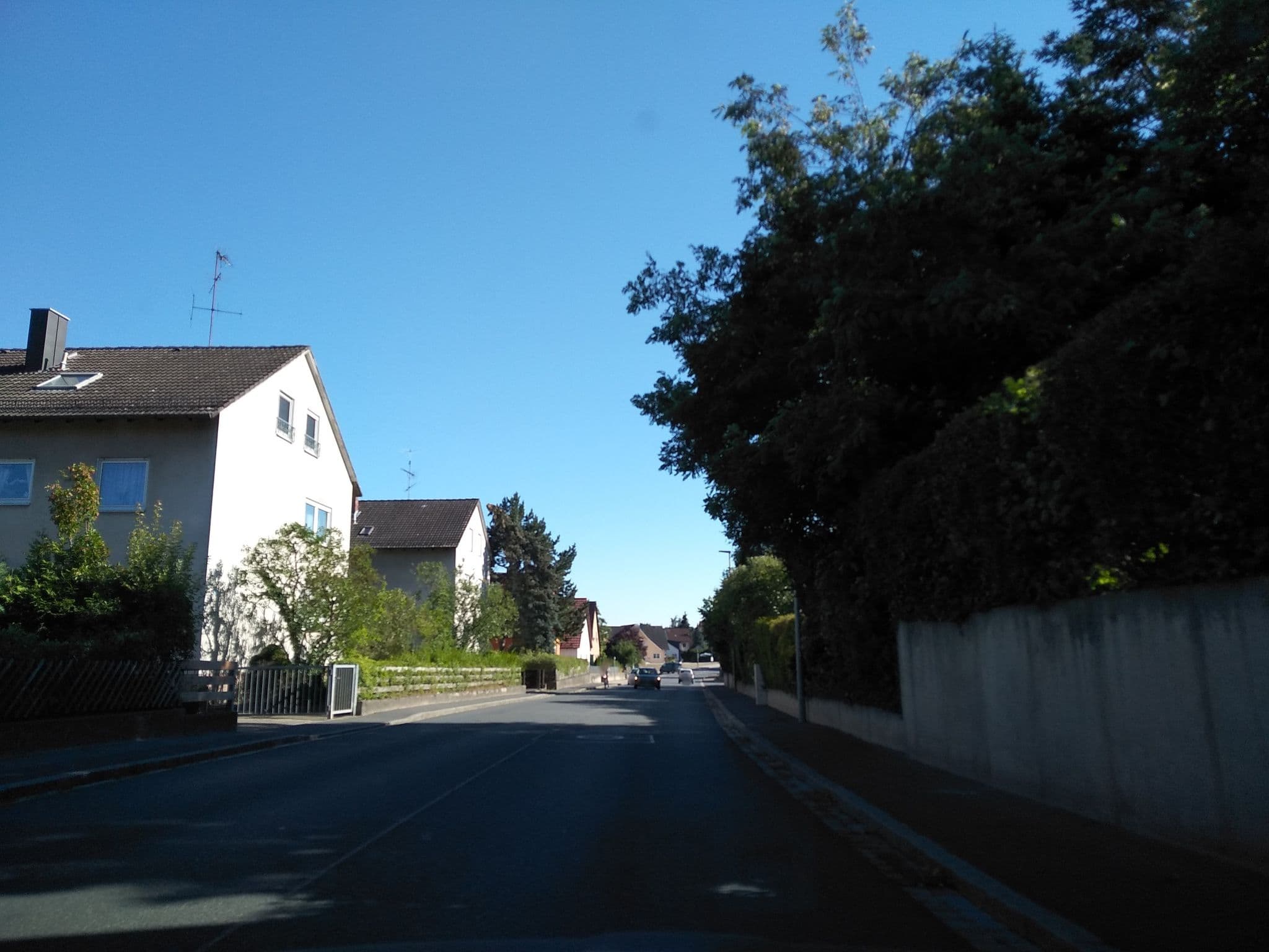 Street view near Hotel-Gaststätte Fuchs Hotel, Röttenbach — © falk (CC BY-SA · Mapillary)